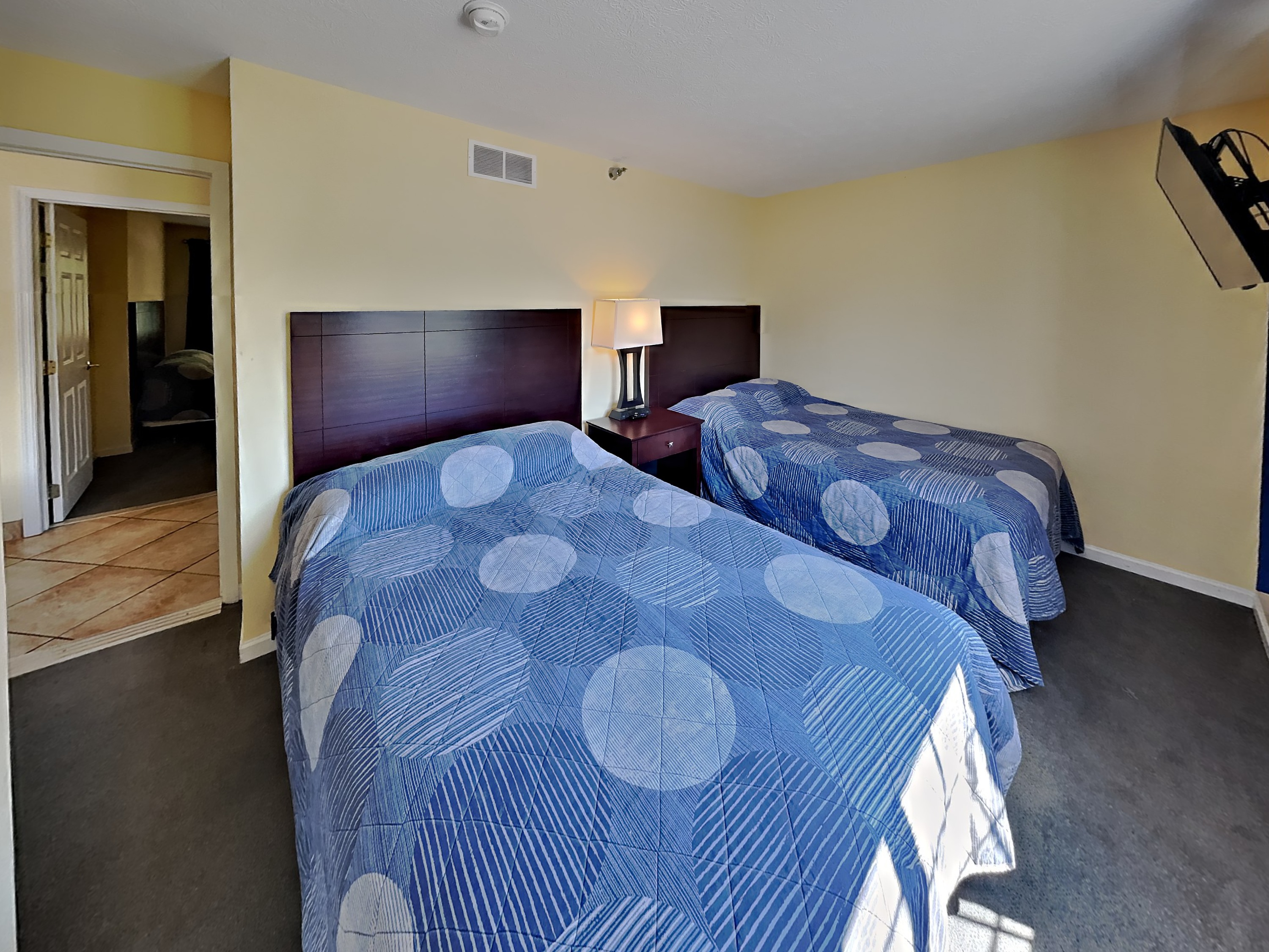Put-in-Bay Poolview Condo #3 | Photo 11
