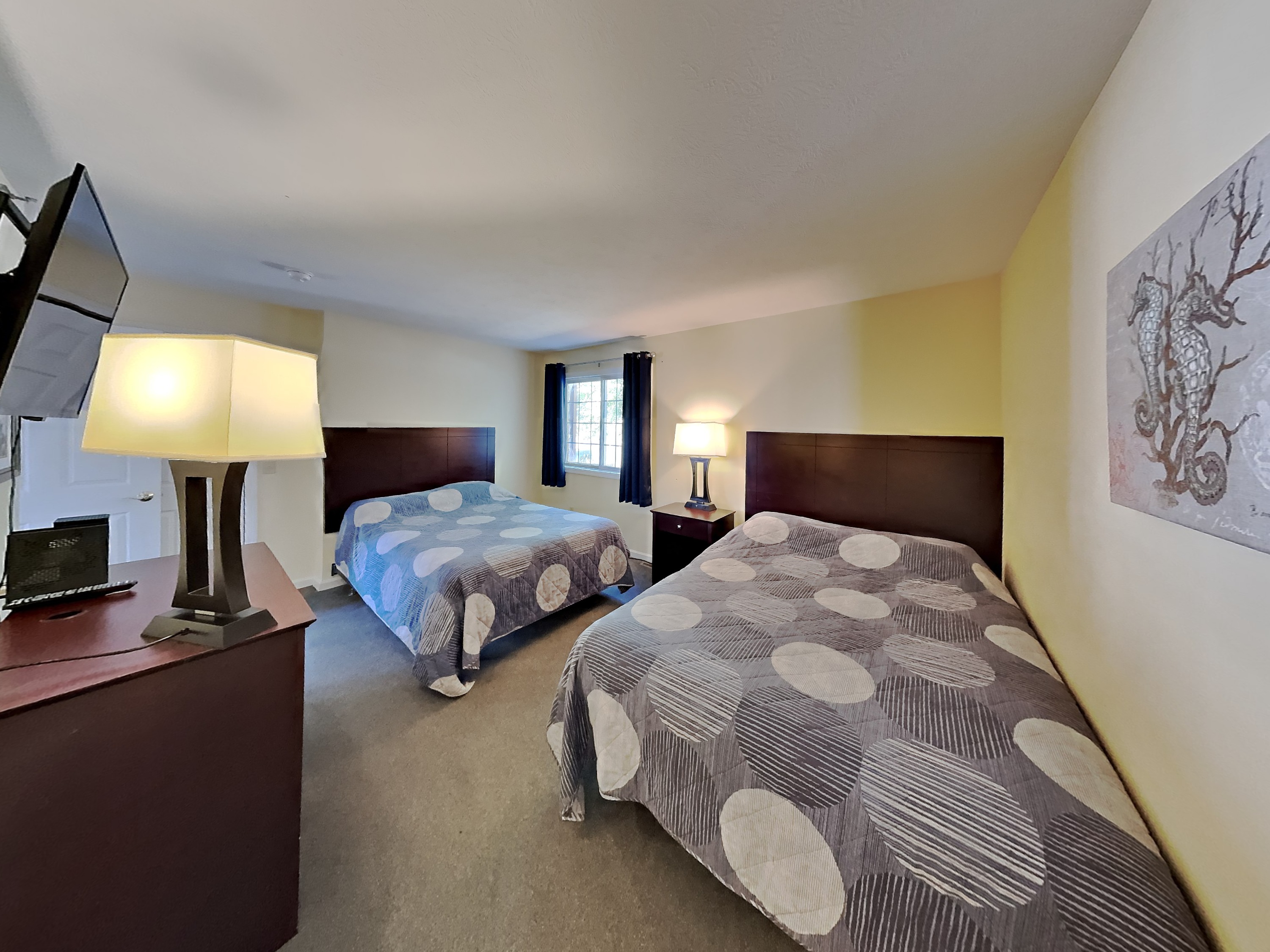 Put-in-Bay Poolview Condo #3 | Photo 8