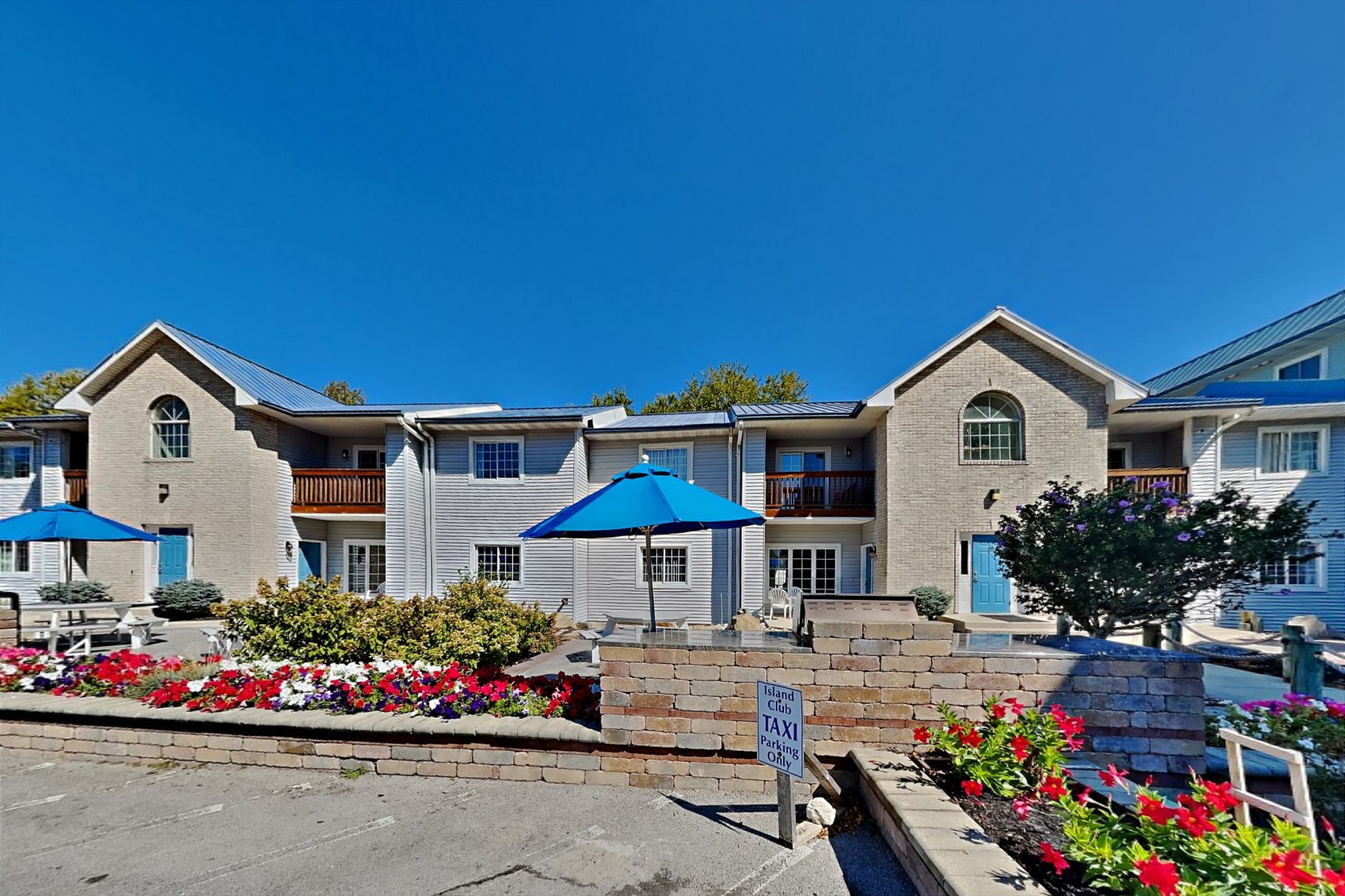 Put-in-Bay Poolview Condo #3 | Photo 17