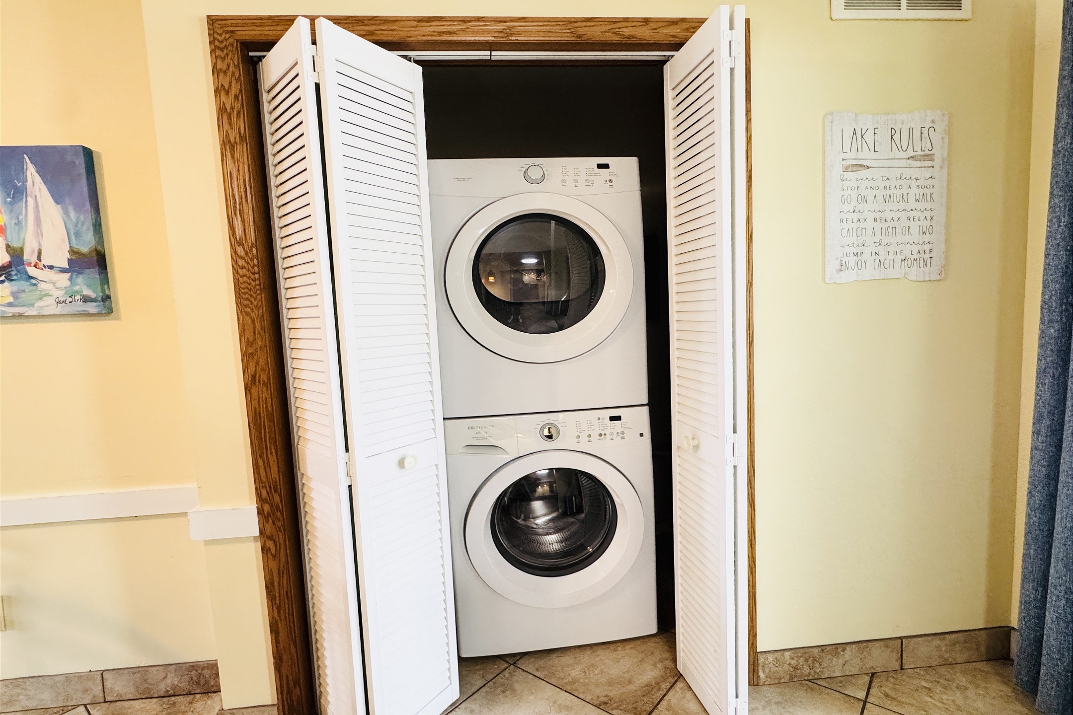 Put-in-Bay Poolview Condo #4 | Photo 18