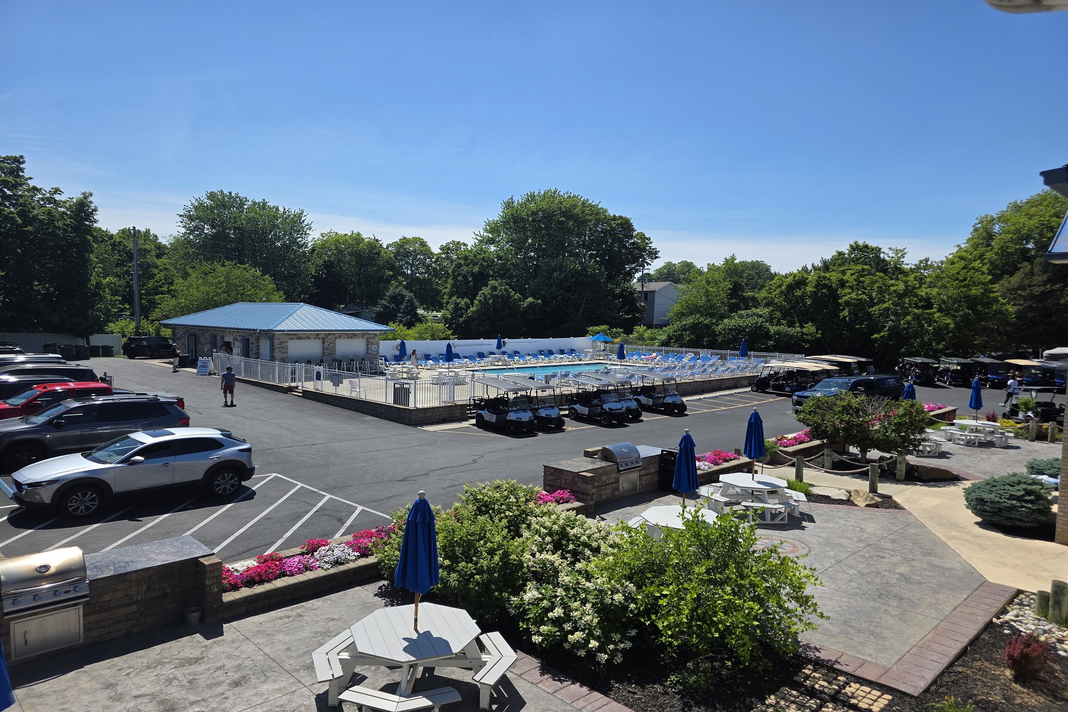 Put-in-Bay Poolview Condo #4 2