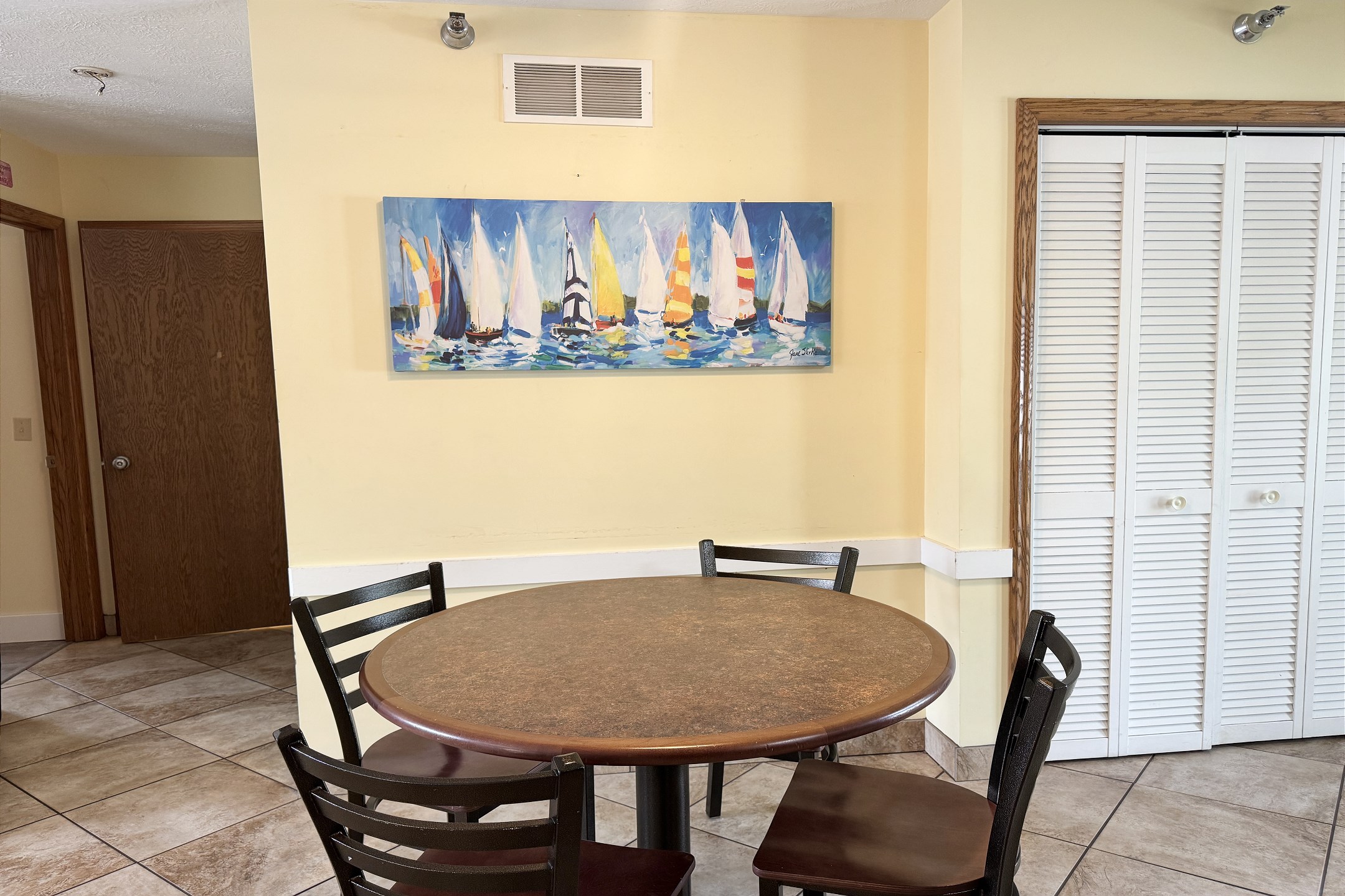 Put-in-Bay Poolview Condo #4 | Photo 15