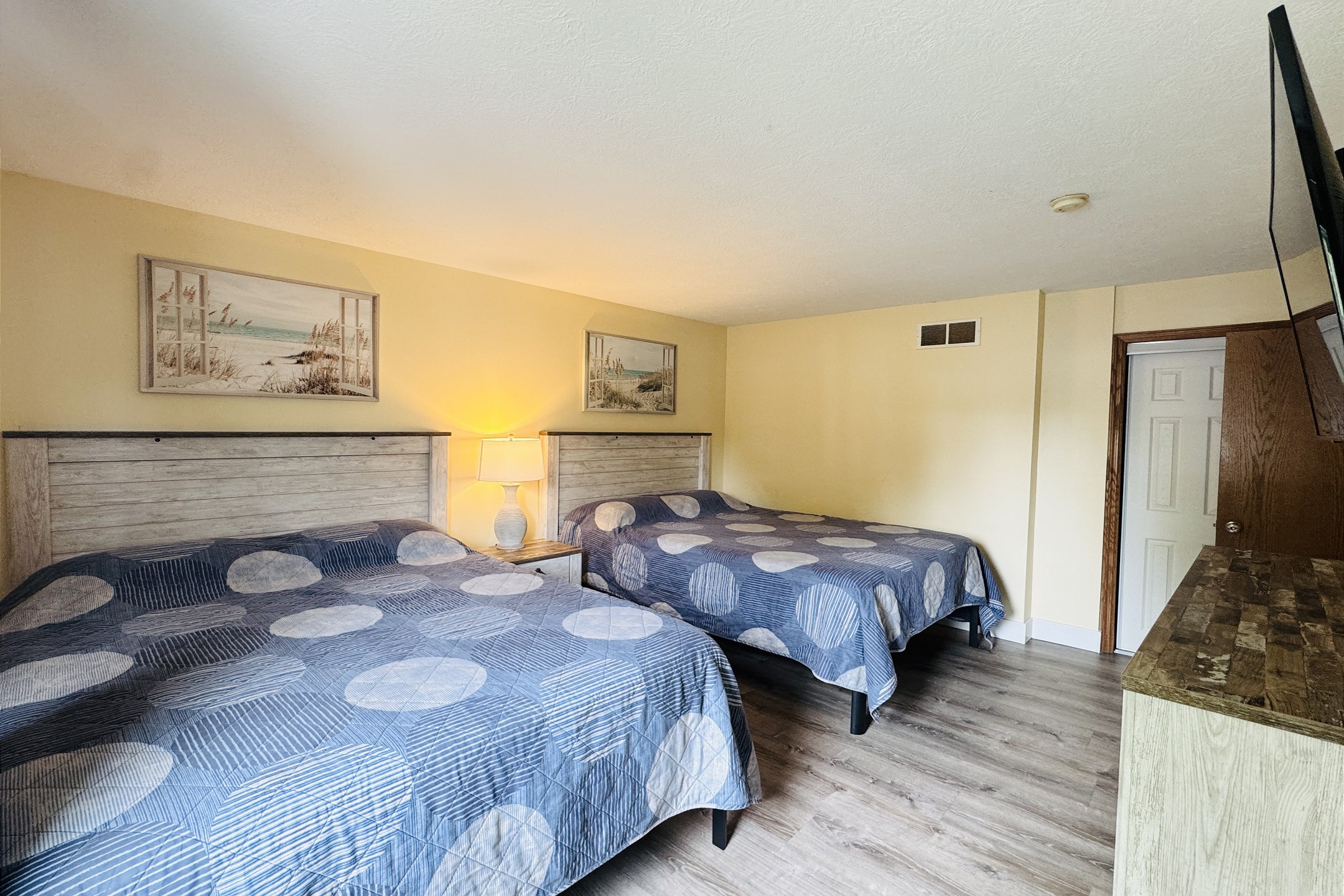 Put-in-Bay Poolview Condo #4 | Photo 19