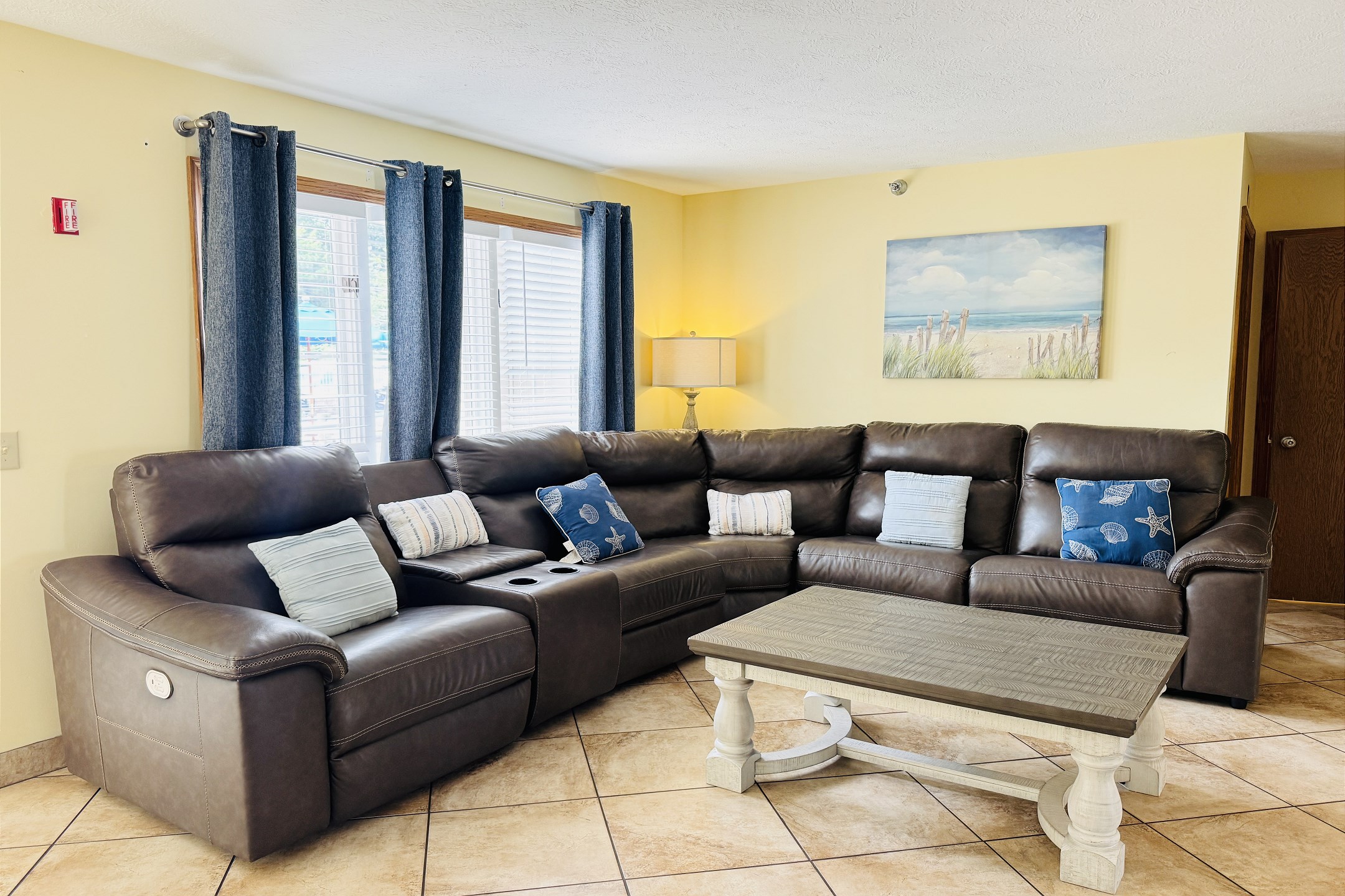 Put-in-Bay Poolview Condo #4 | Photo 11