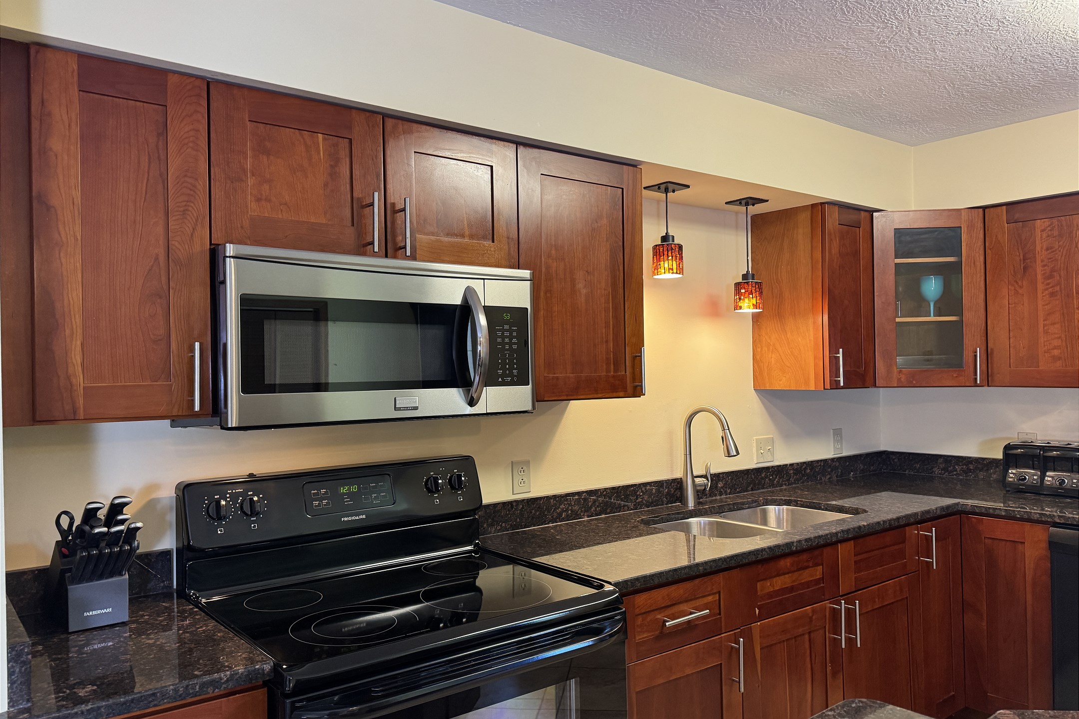 Put-in-Bay Poolview Condo #5 | Photo 9