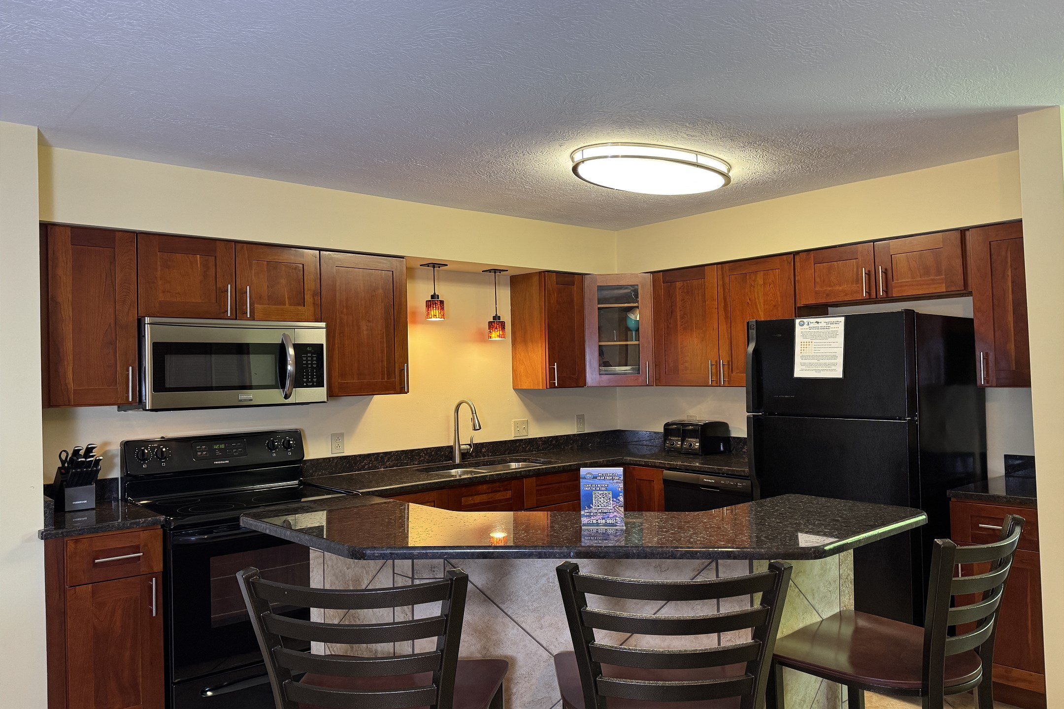 Put-in-Bay Poolview Condo #5 | Photo 2