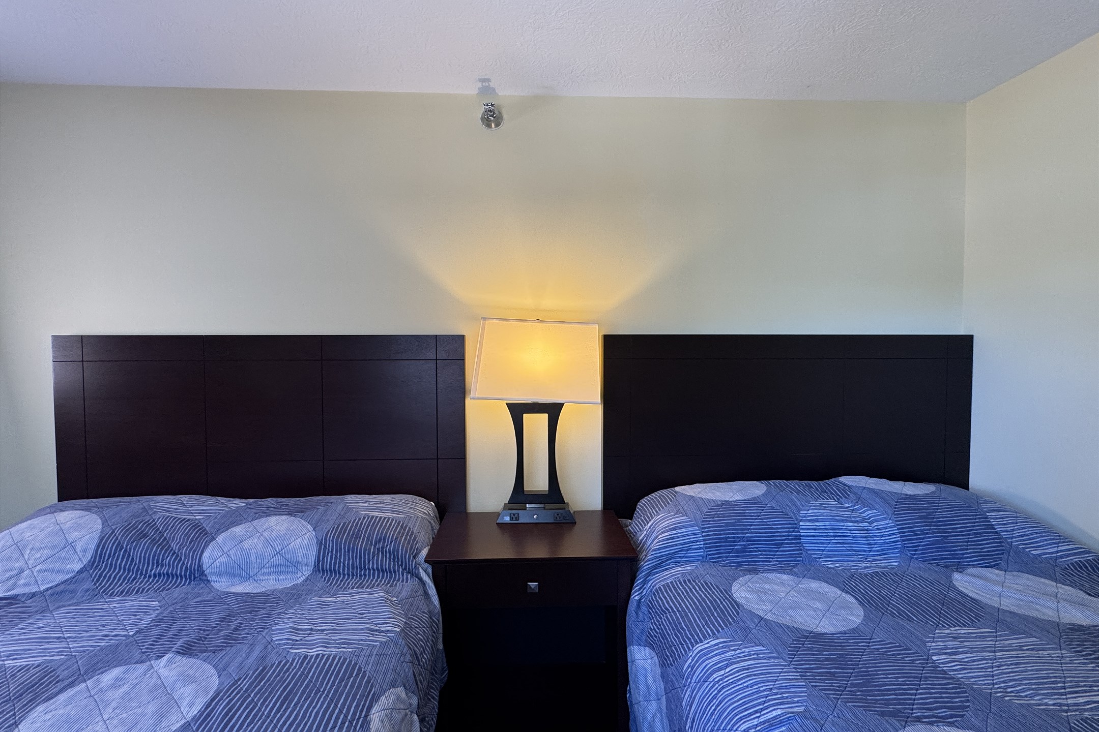 Put-in-Bay Poolview Condo #5 | Photo 12
