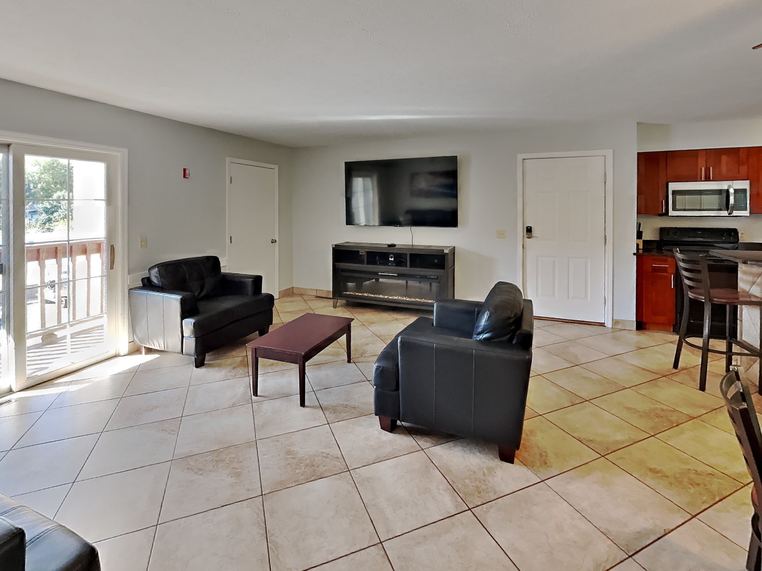Put-in-Bay Poolview Condo #7 | Photo 3