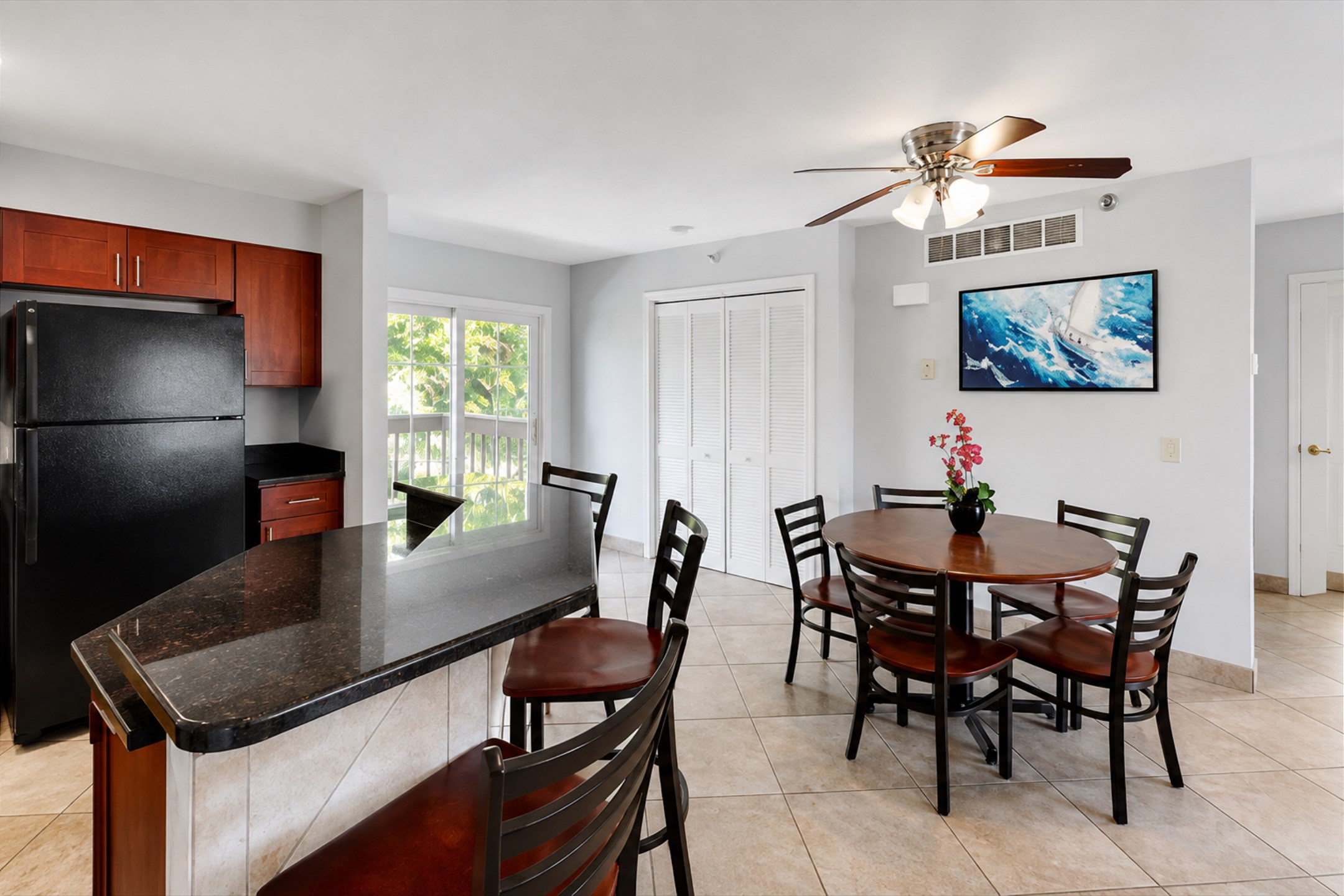 Put-in-Bay Poolview Condo #7 | Photo 3