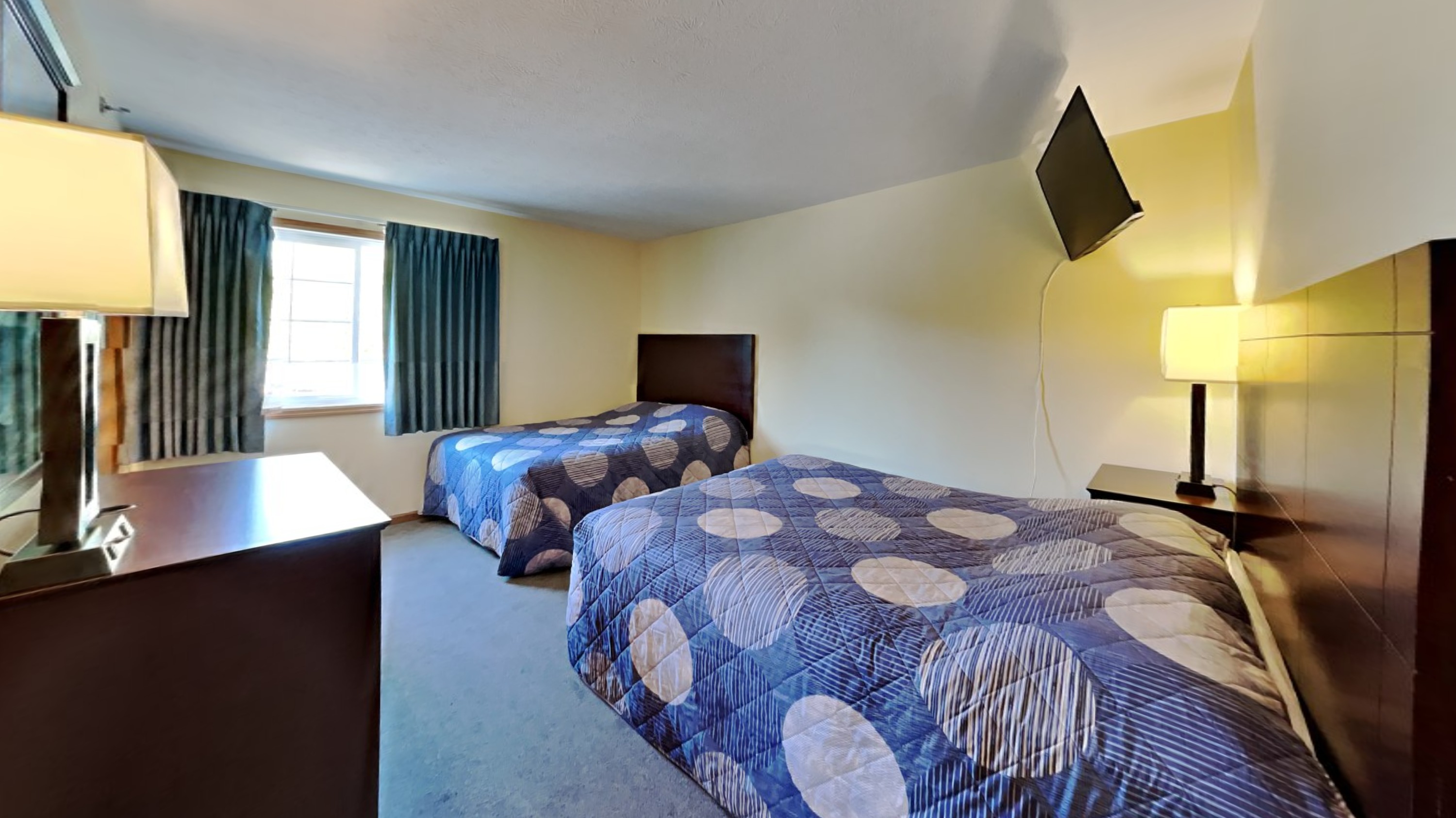 Put-in-Bay Poolview Condo #8 | Photo 12