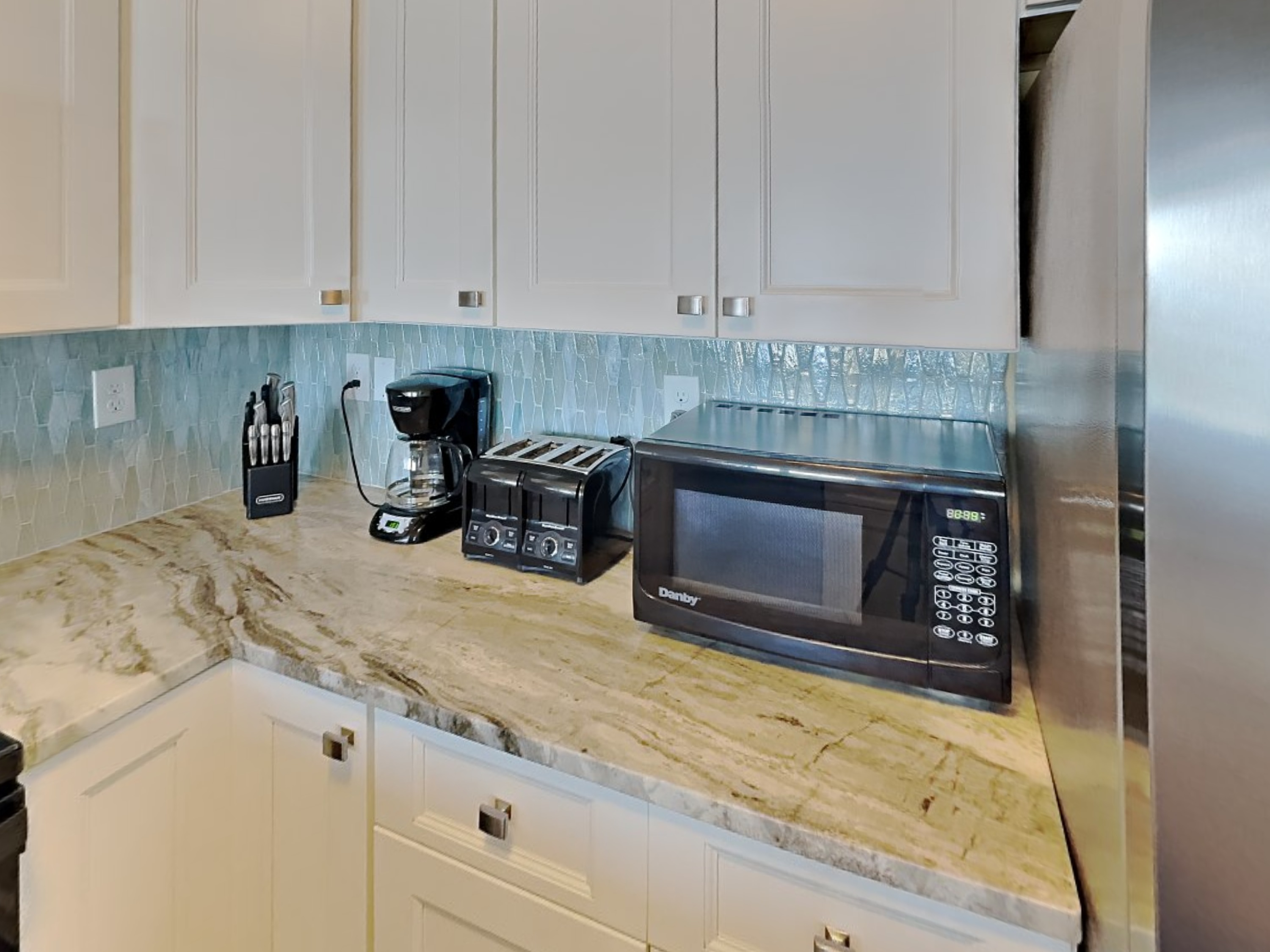 Put-in-Bay Waterfront Condo #202 8