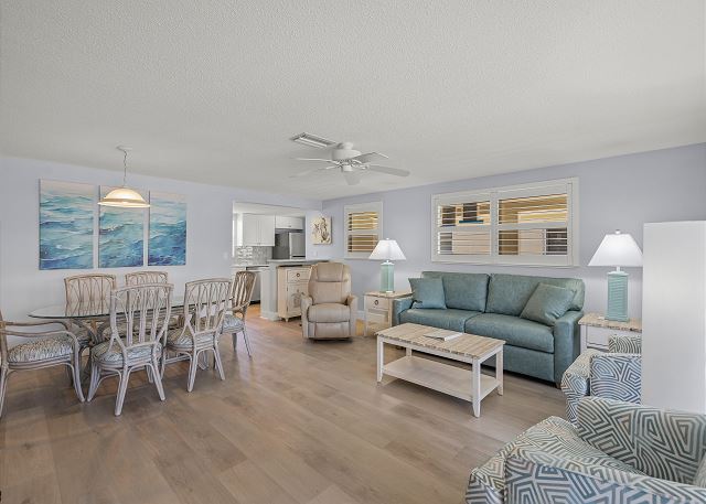 Island House Beach Resort V23