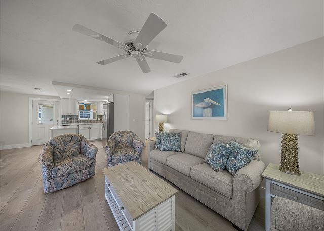 Island House Beach Resort V32
