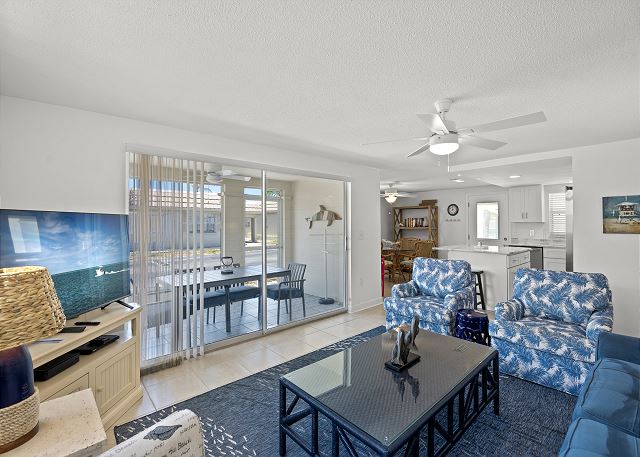 Island House Beach Resort V37