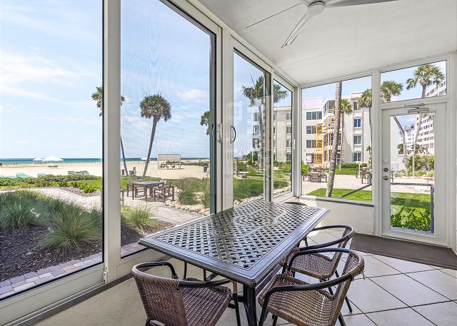 Island House Beach Resort 2S