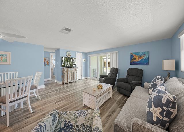 Island House Beach Resort V33