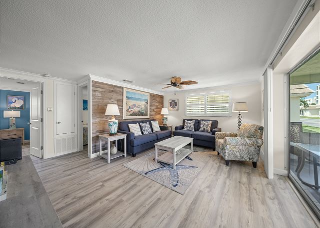 Island House Beach Resort V36