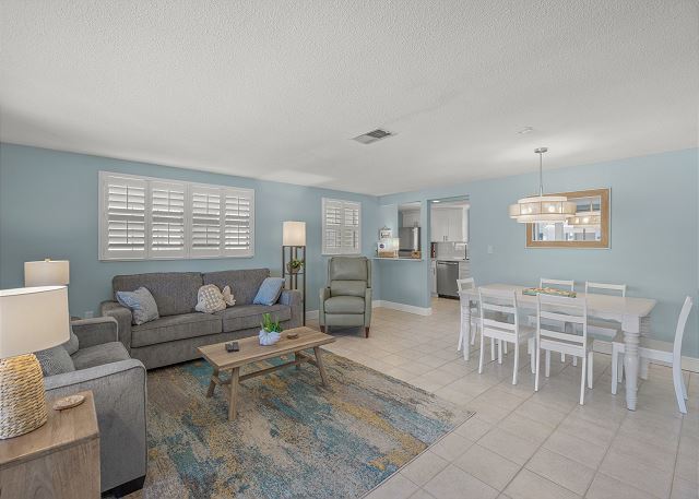 Island House Beach Resort V39