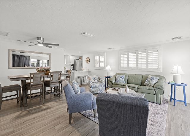 Island House Beach Resort V5