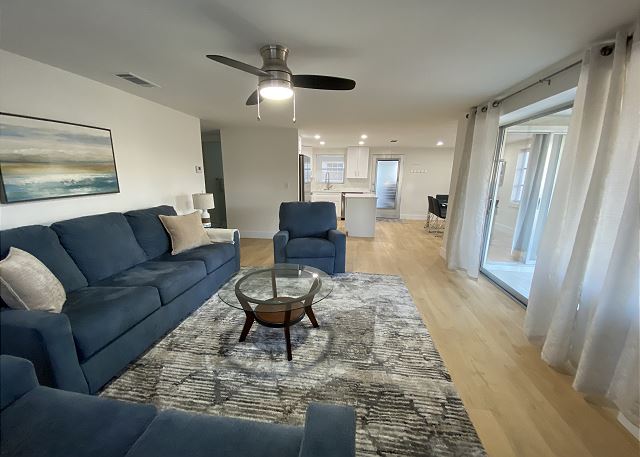 Island House Beach Resort V8