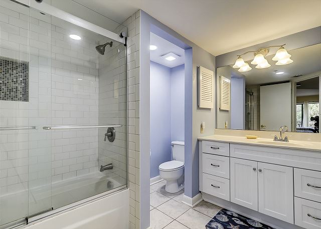2118 Villamare