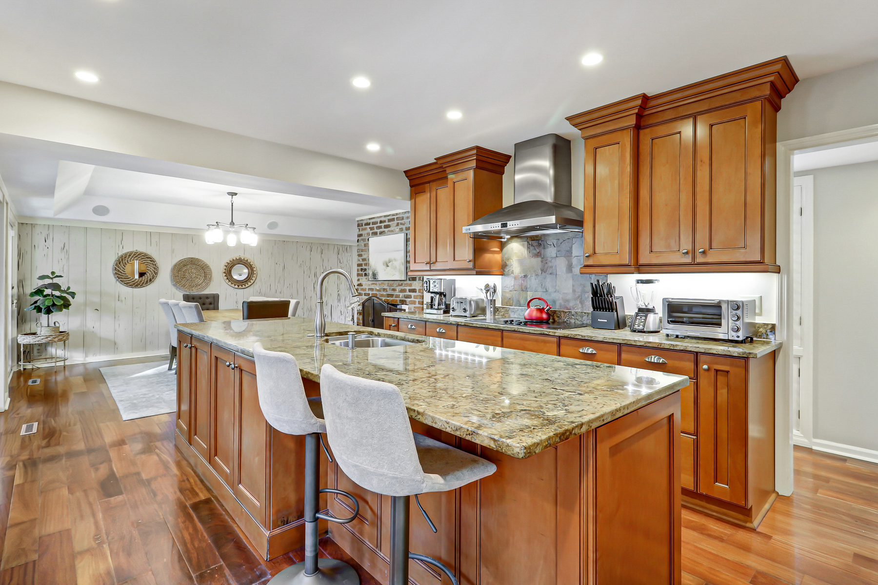 51 Haul Away | Kitchen w/ island & stainless steel appliances