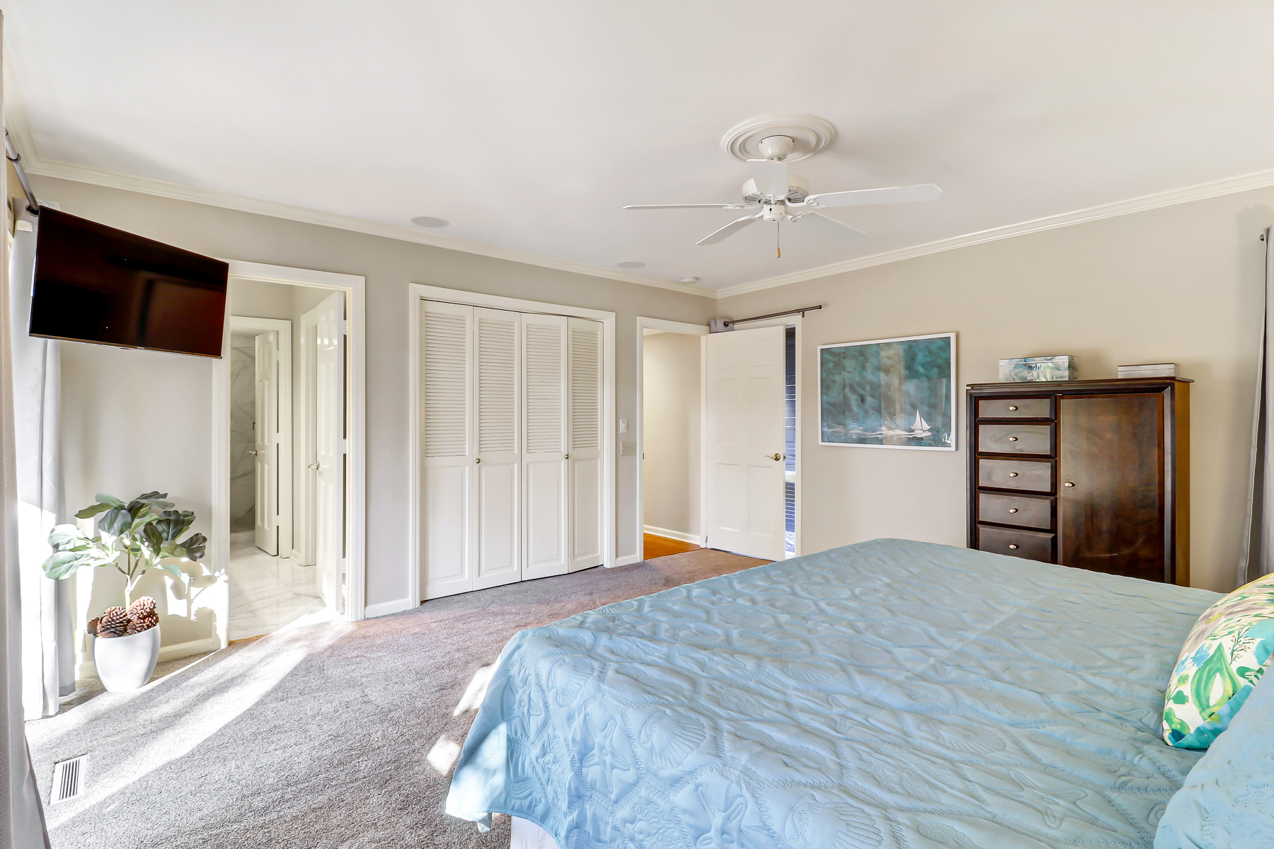 51 Haul Away | Bedroom 1 King Bed w/ ensuite bathroom