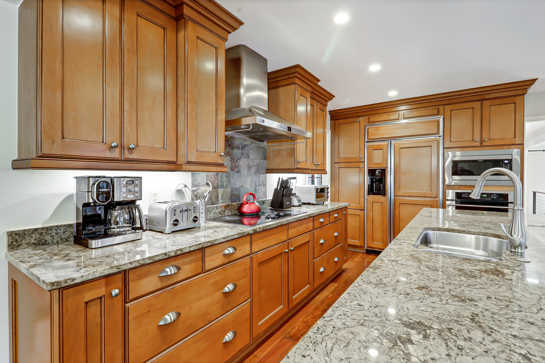 51 Haul Away | Kitchen w/ island & stainless steel appliances