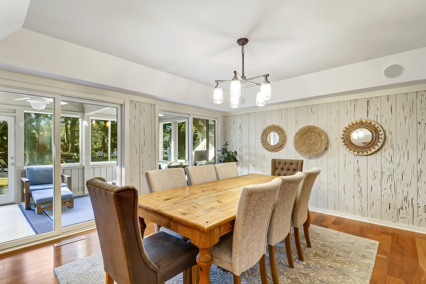 51 Haul Away | Dining room w seating for 8