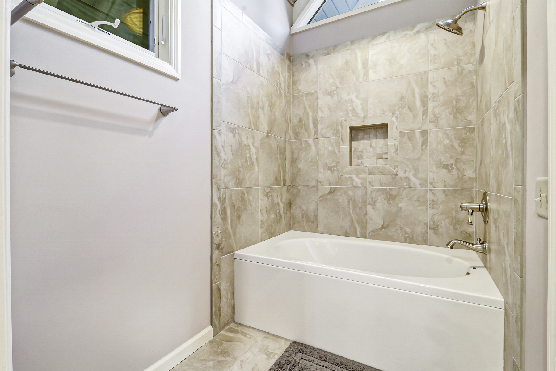 51 Hail Away | Bedroom 2 full bathroom