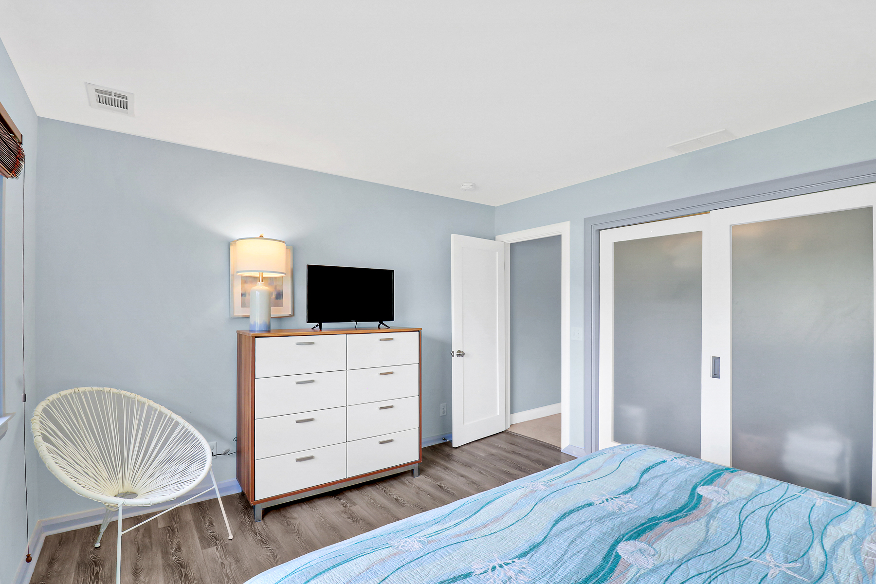 7 Ginger Beer | Bedroom 4 King Bed