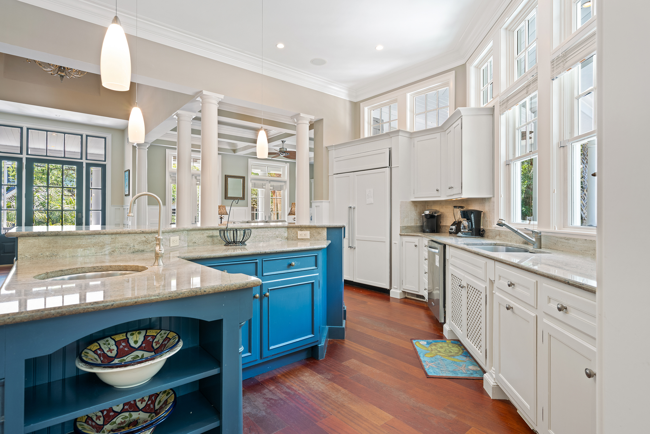 3 Iron Clad | Modern kitchen w/ updated appliances