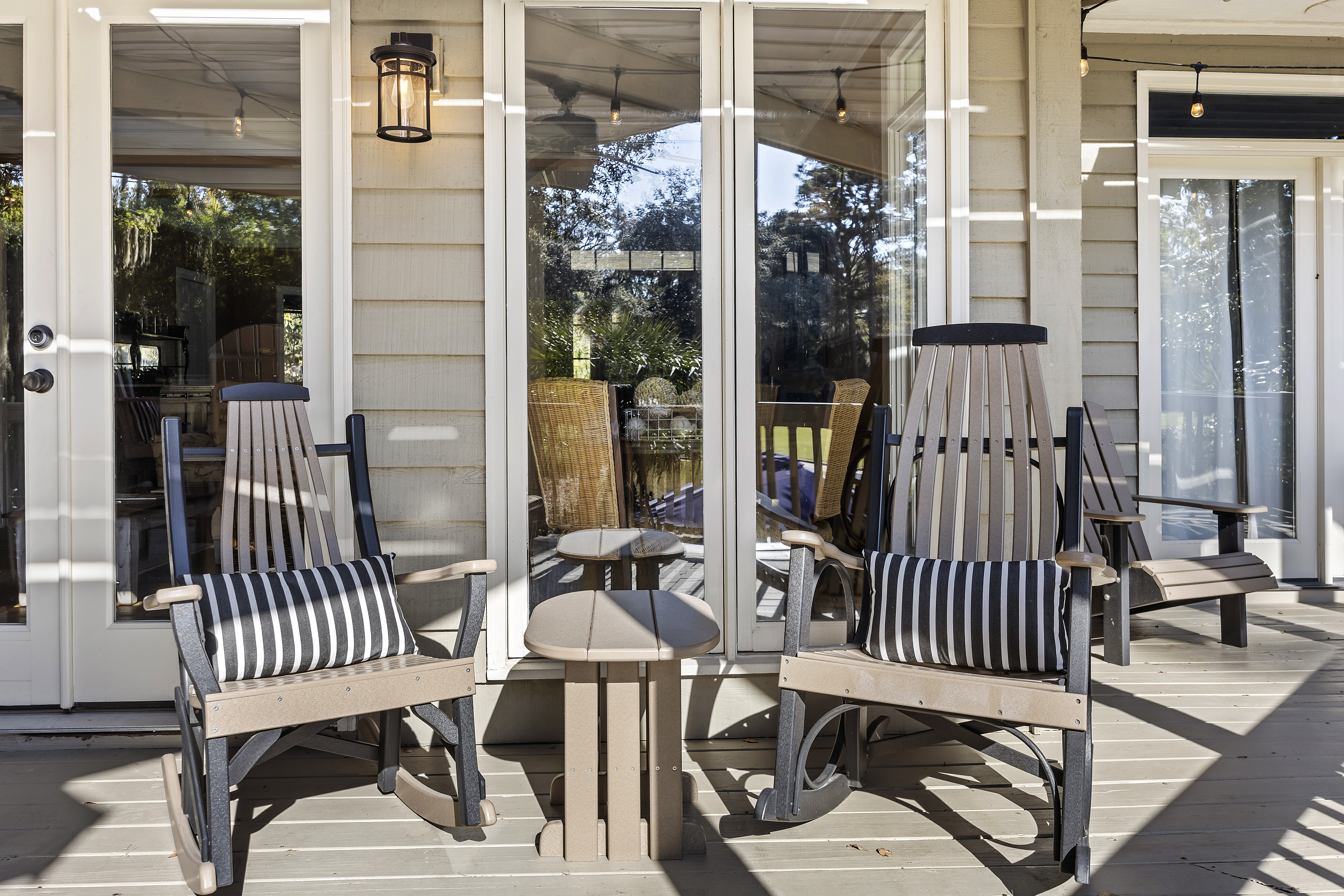 2 Tupelo | Deck, perfect for evenings outside