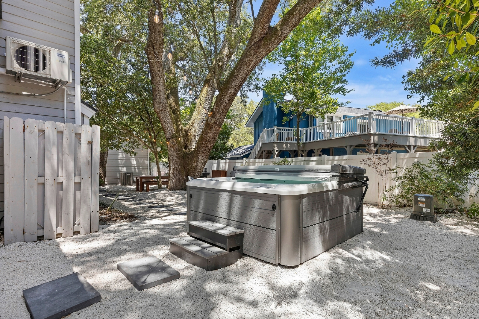2 Azalea | Brand new hot tub, perfect for chilly evenings