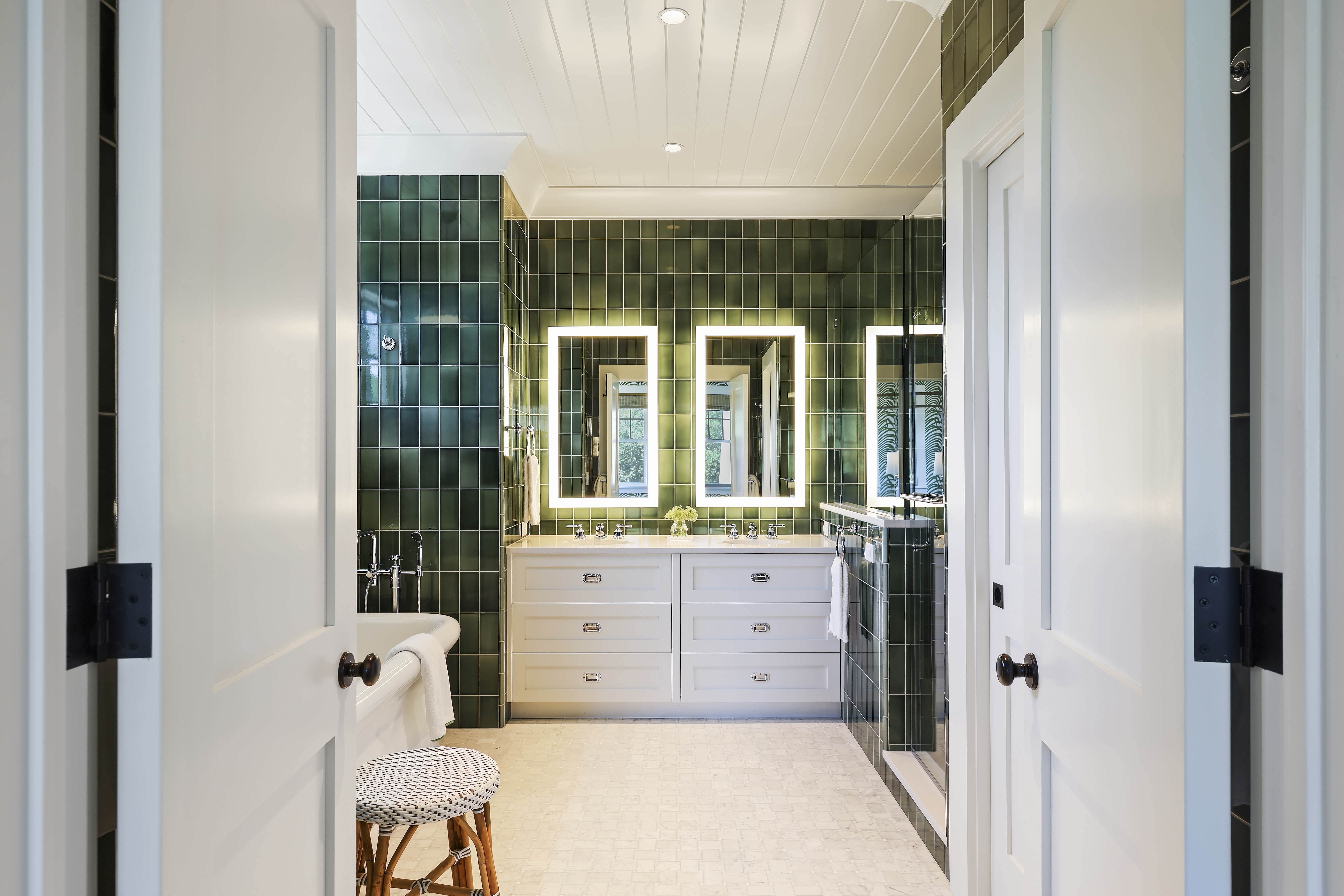 10 Cassina | Bedroom 1 Bathroom