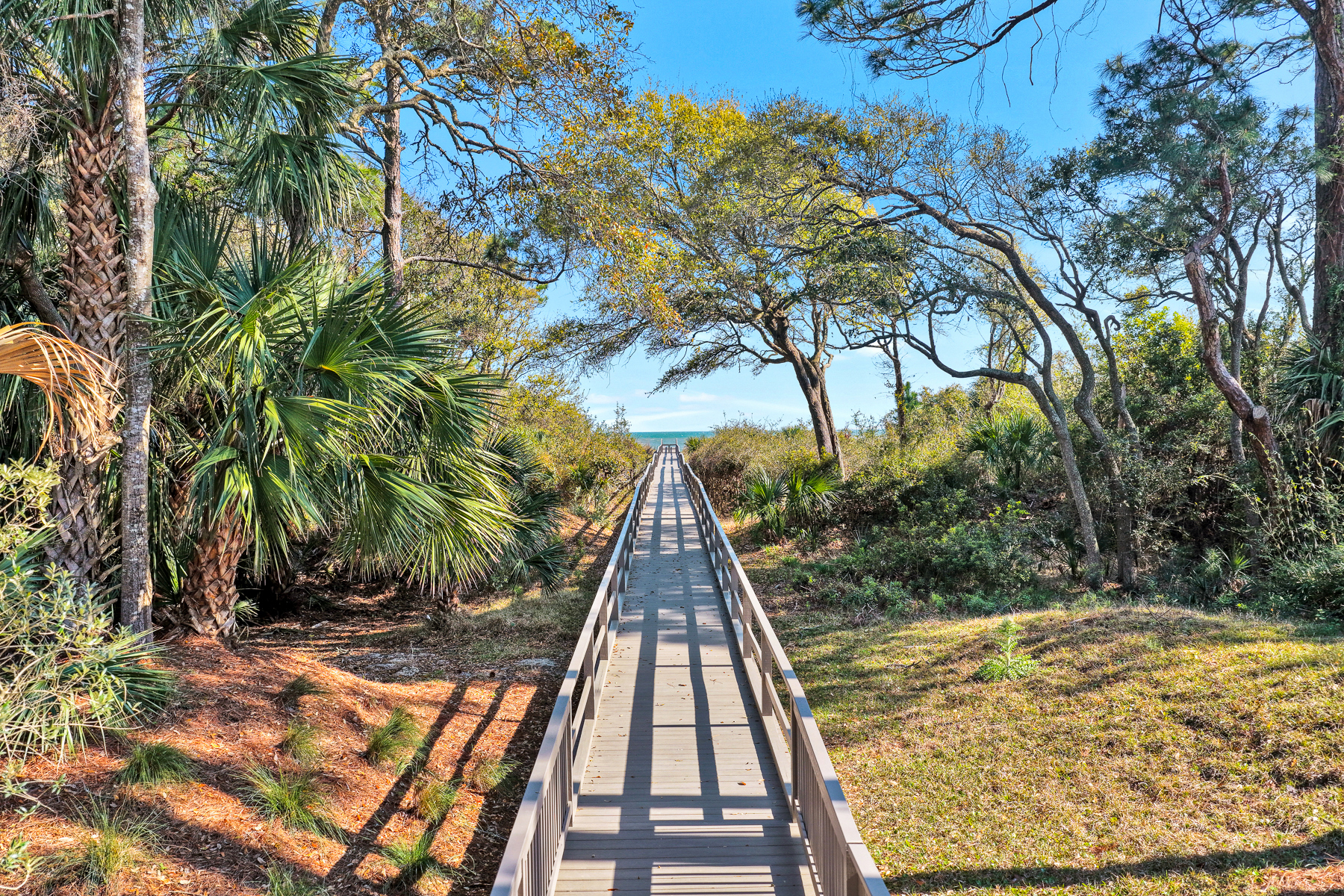 10 Cassina | Brand new private boardwalk to the beach