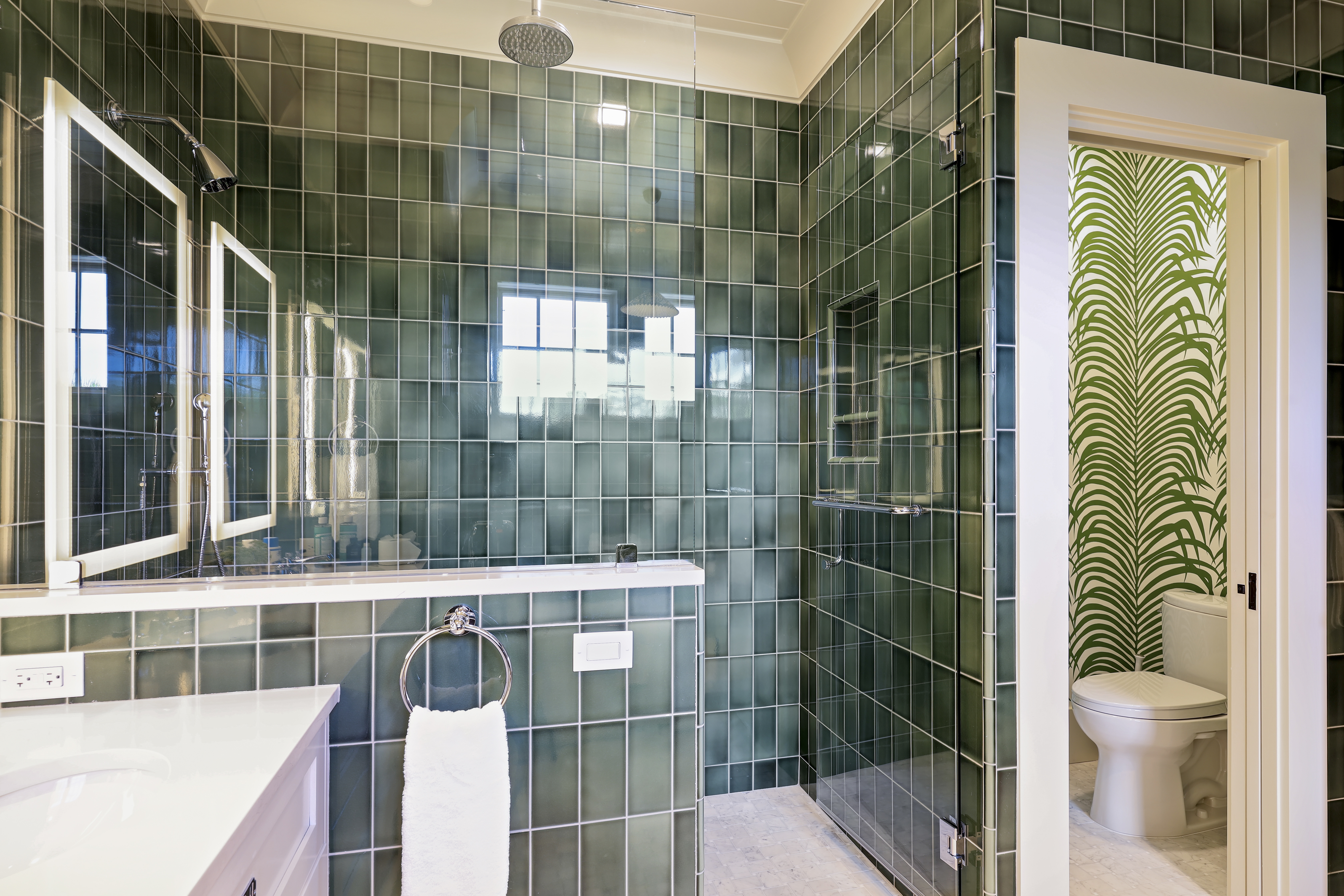 10 Cassina | Bedroom 1 Bathroom