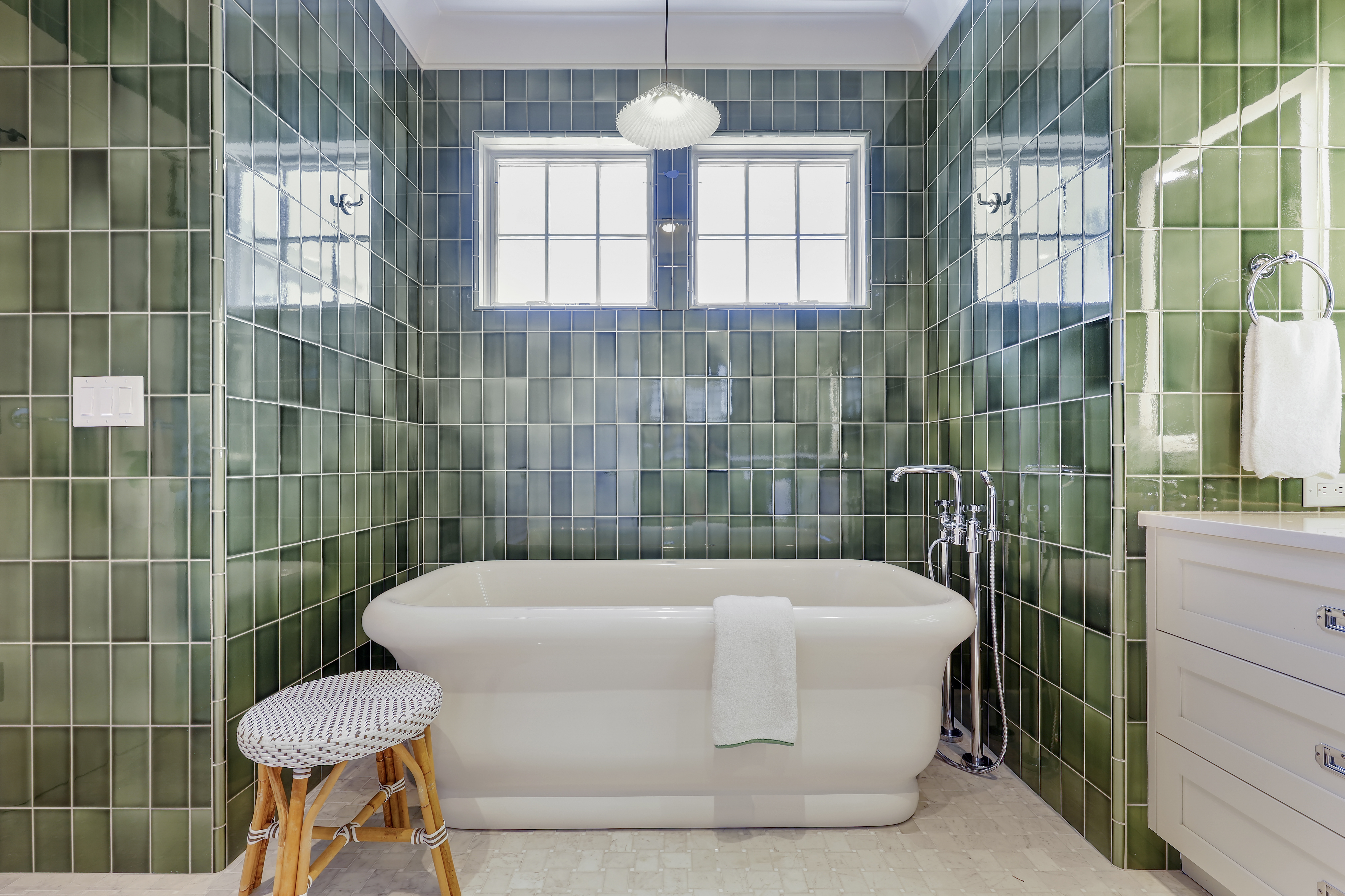 10 Cassina | Bedroom 1 Bathroom