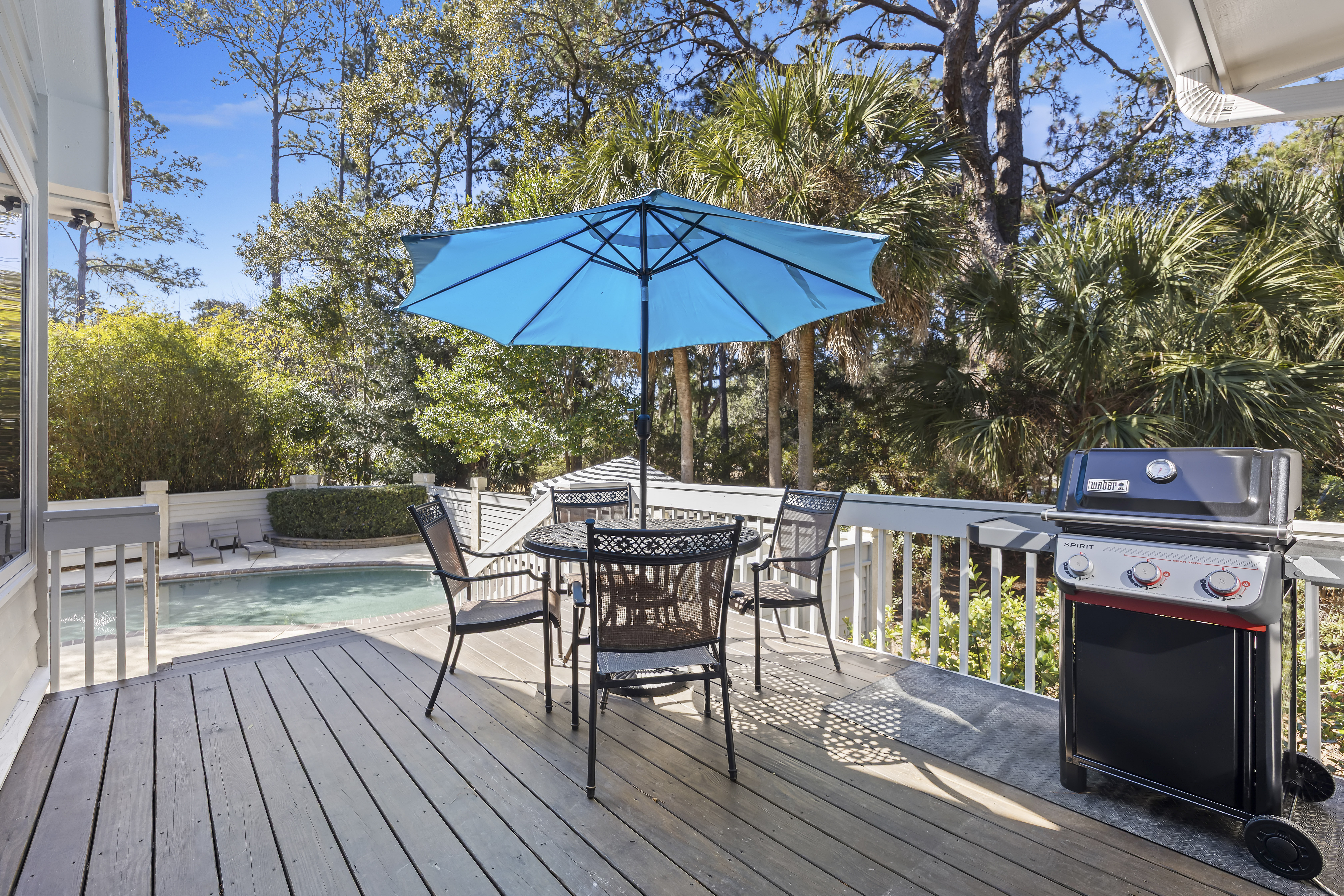 36 Red Oak | Back deck w/ shaded dining & brand new grill