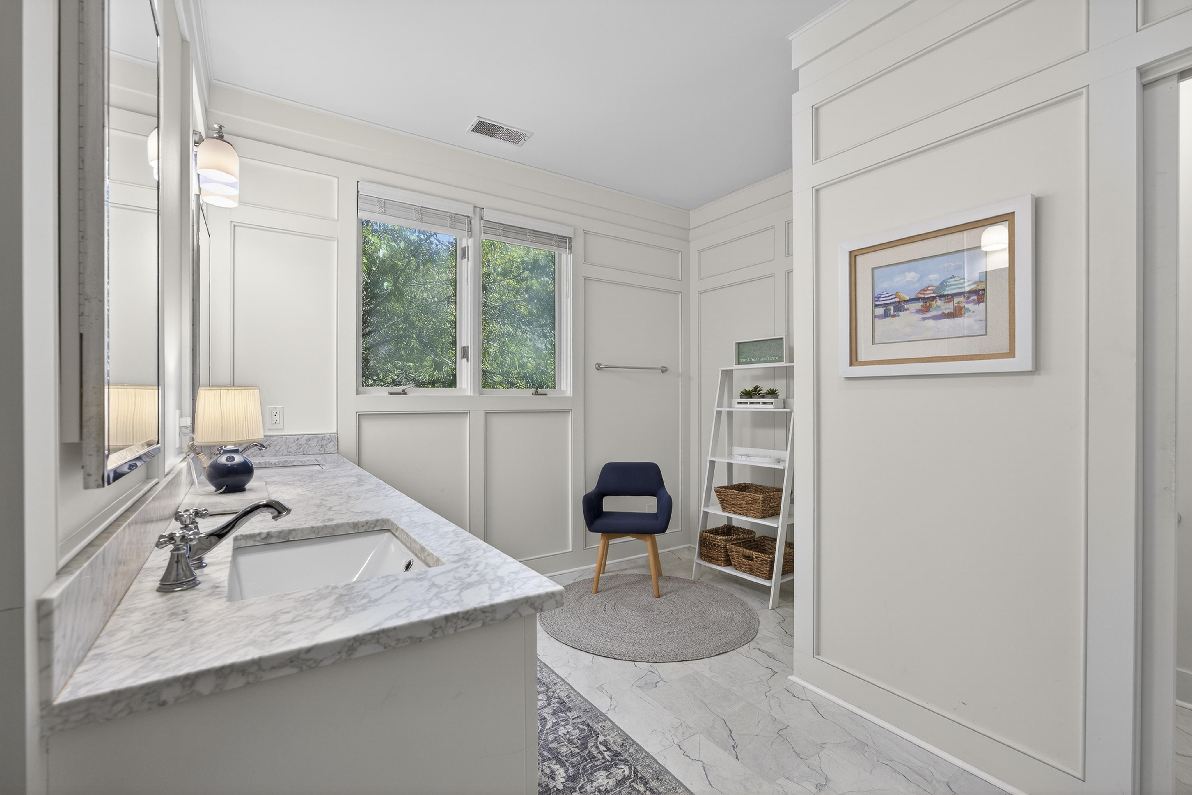 36 Red Oak | Bedroom 1 bathroom w/ brand new shower