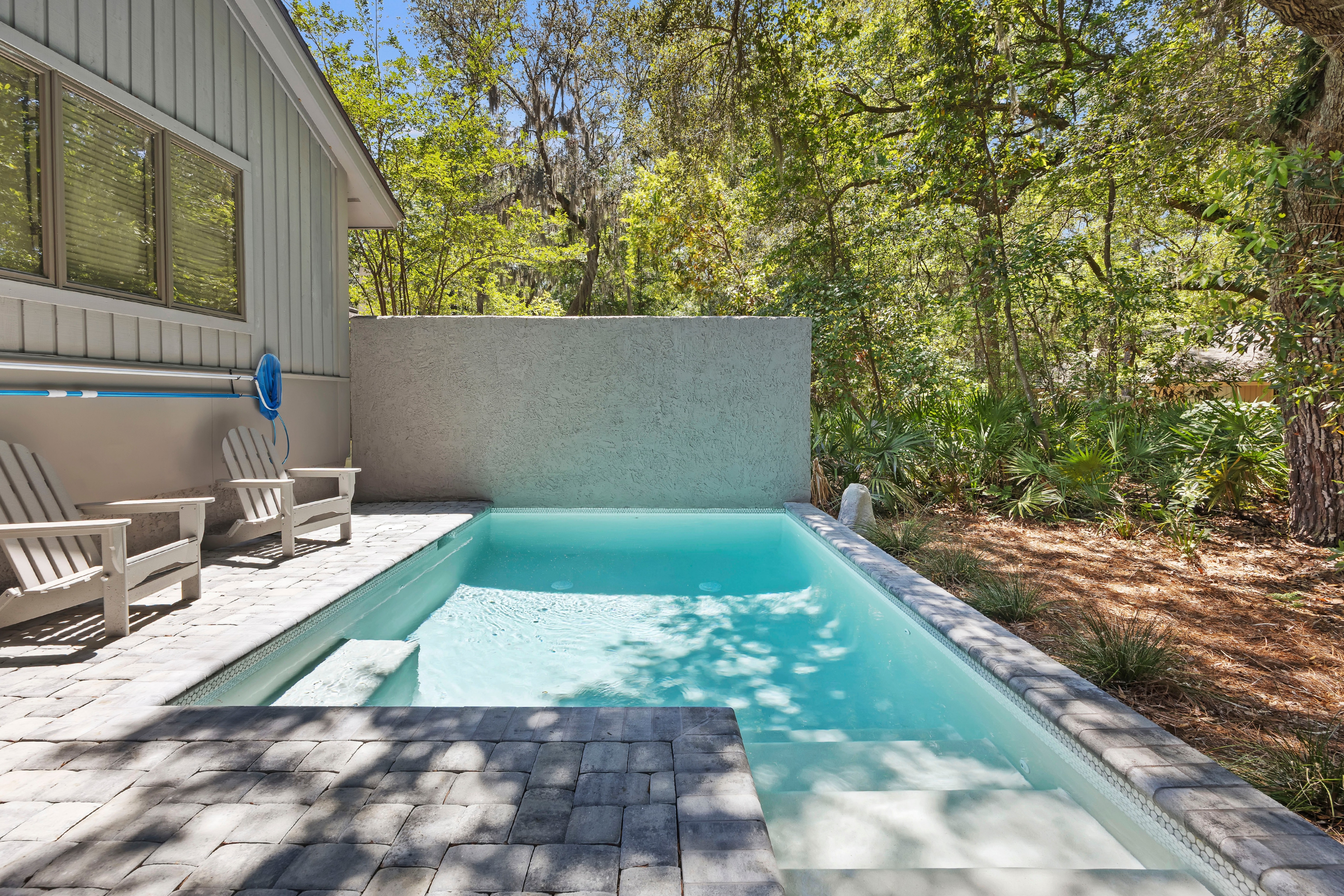 7 Hollyberry Lane | Stunning Brand new Pool & Pool Deck