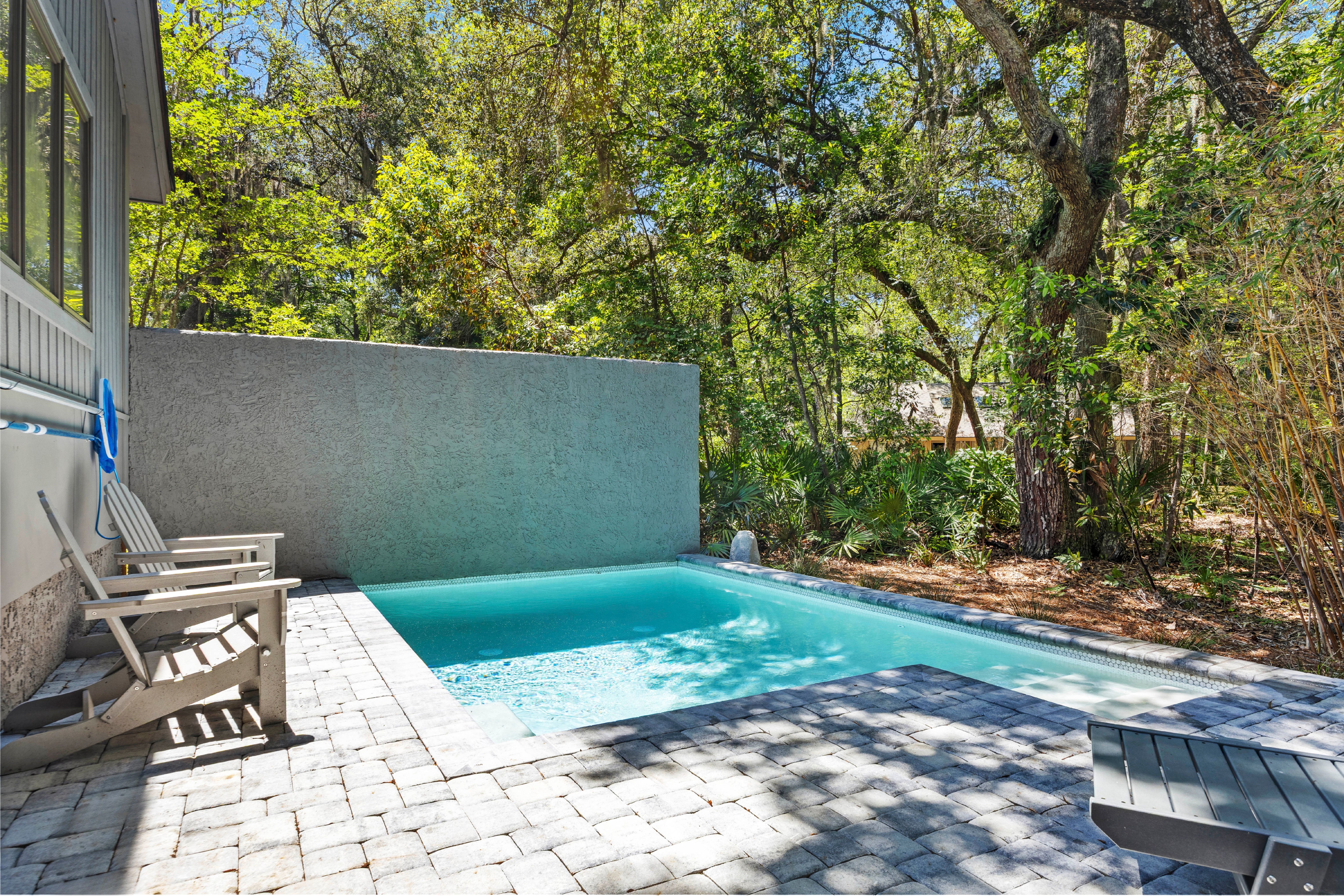 7 Hollyberry Lane | Stunning Brand new Pool & Pool Deck