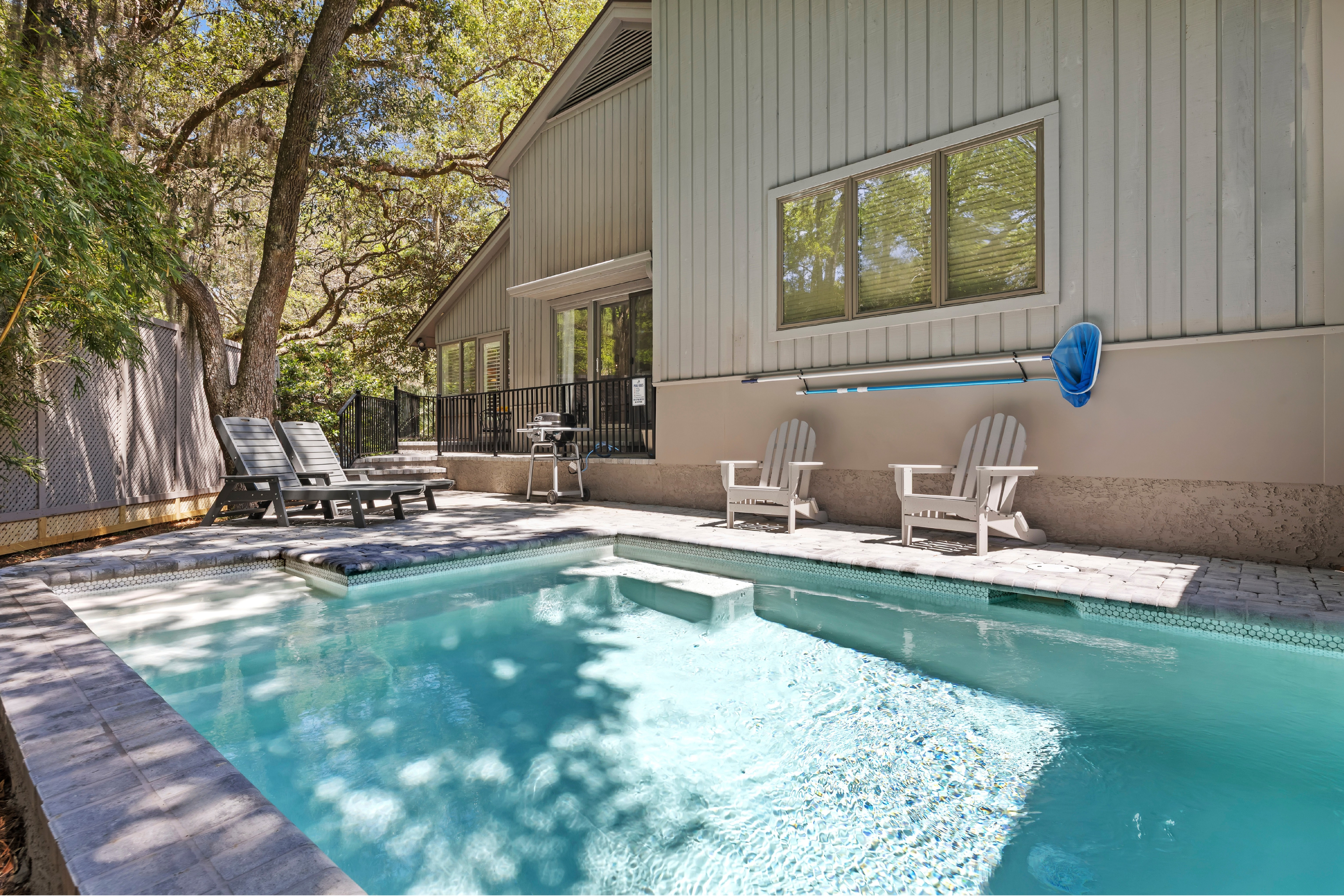 7 Hollyberry Lane | Stunning Brand new Pool & Pool Deck