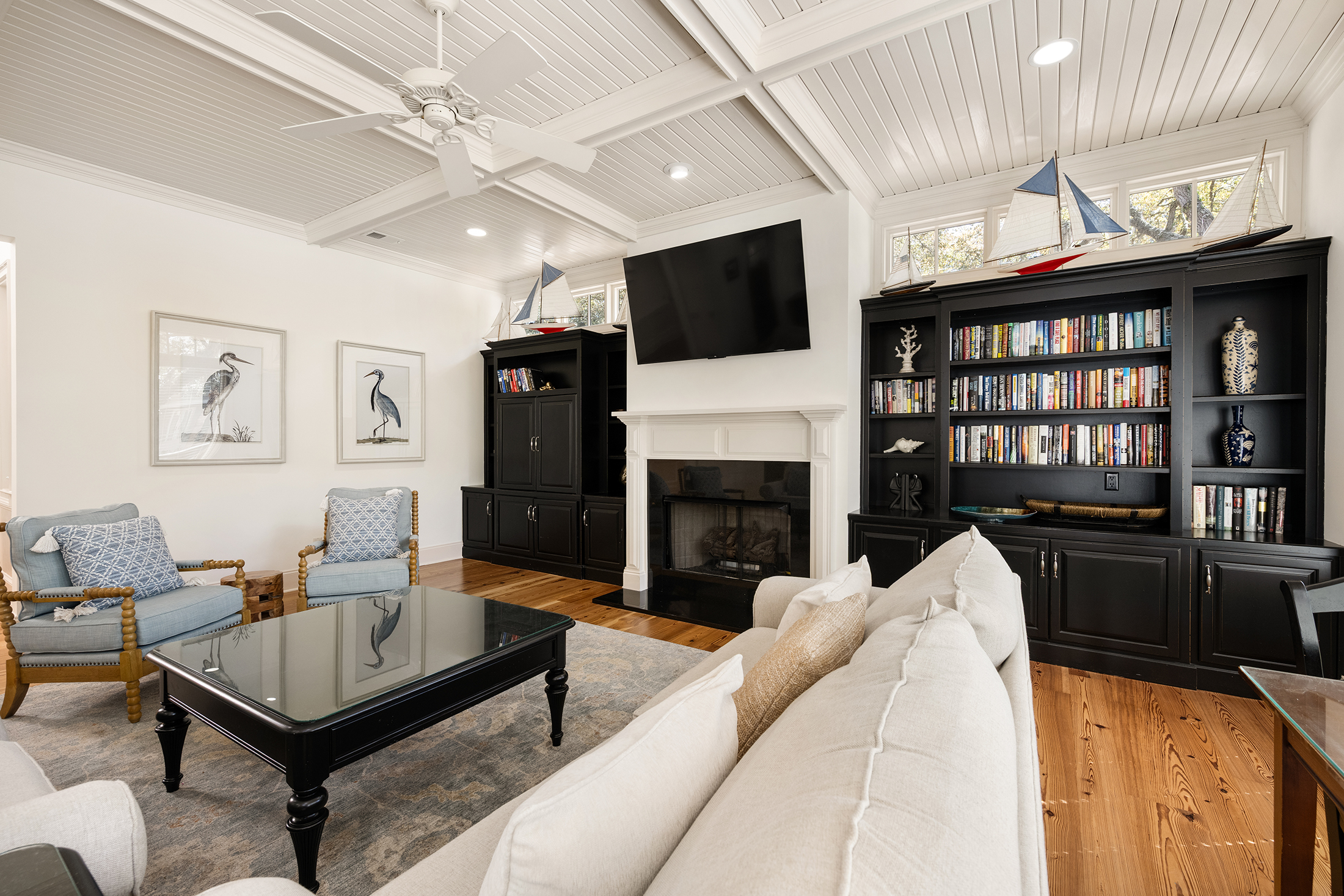 30 Ruddy Turnstone | Living room w/ ample seating