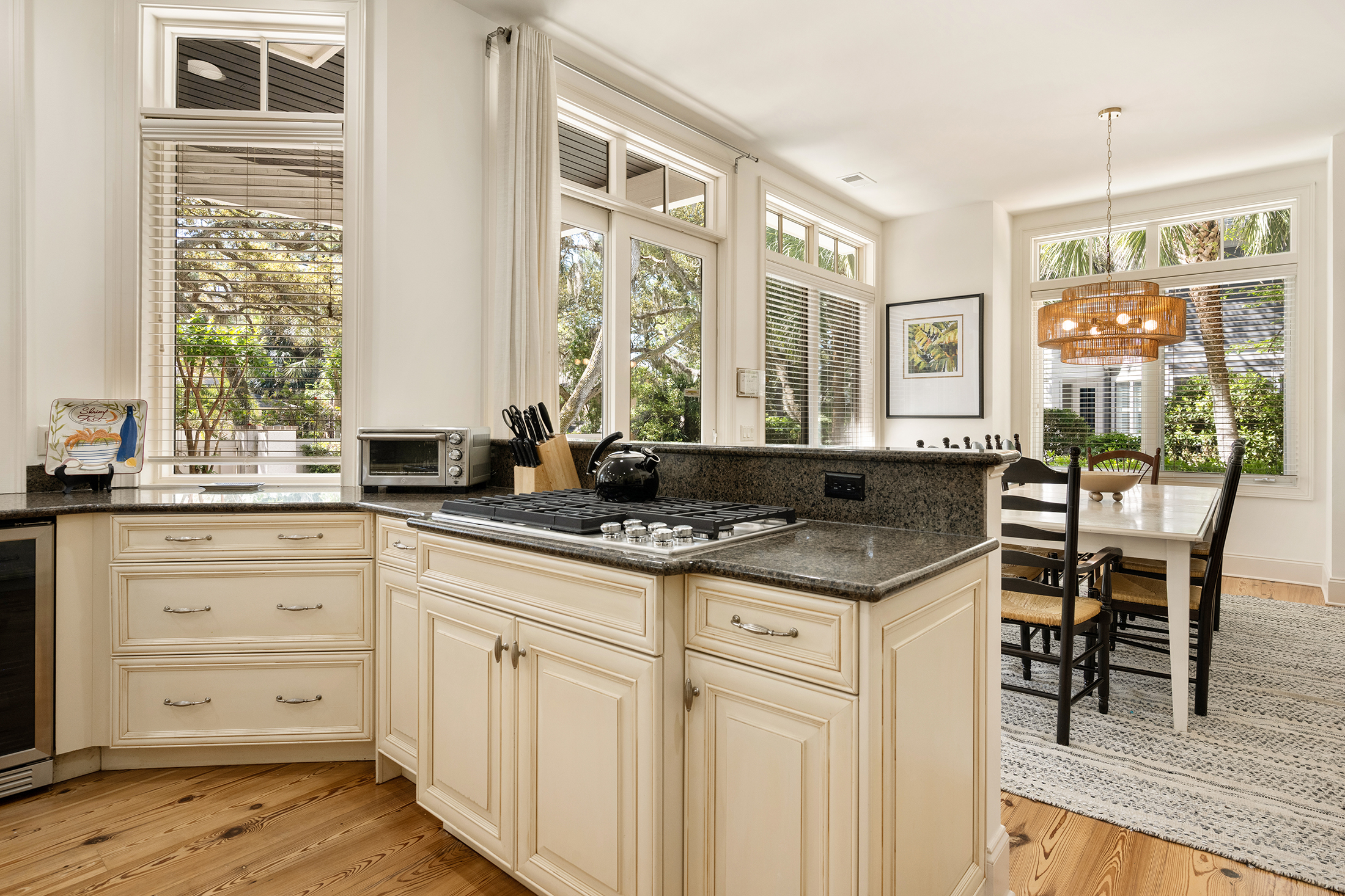 30 Ruddy Turnstone | Massive kitchen w/ pool views