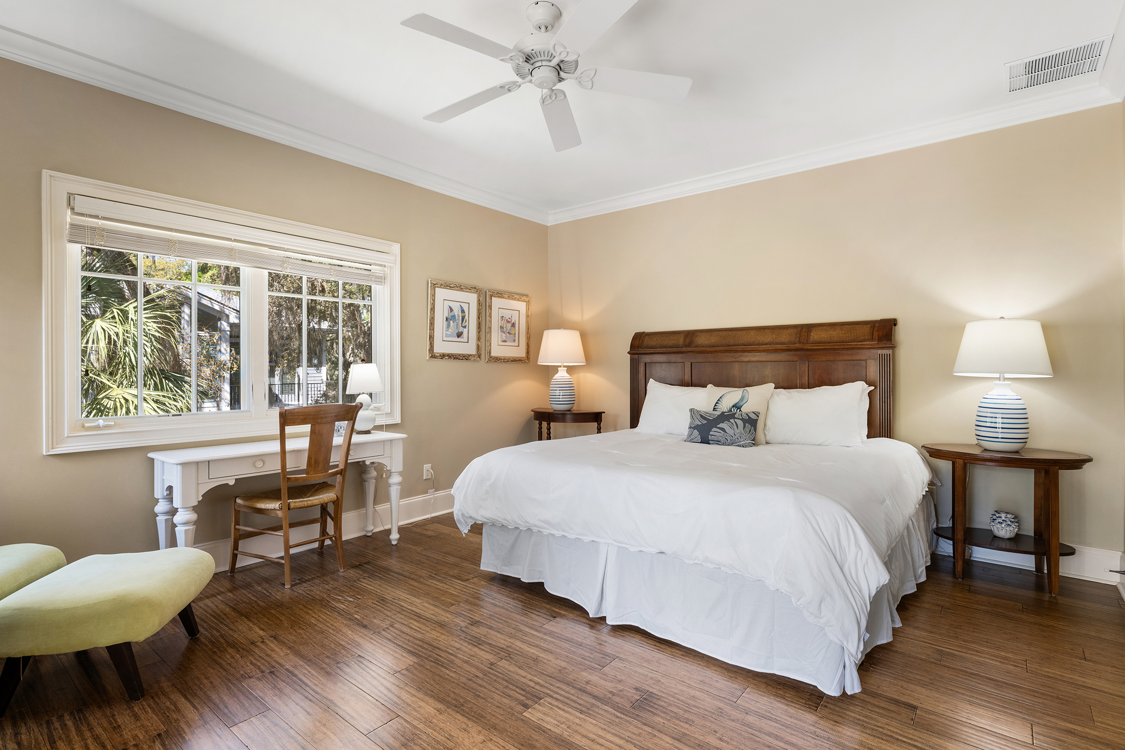 30 Ruddy Turnstone | Bedroom 4 King Bed w/ desk 