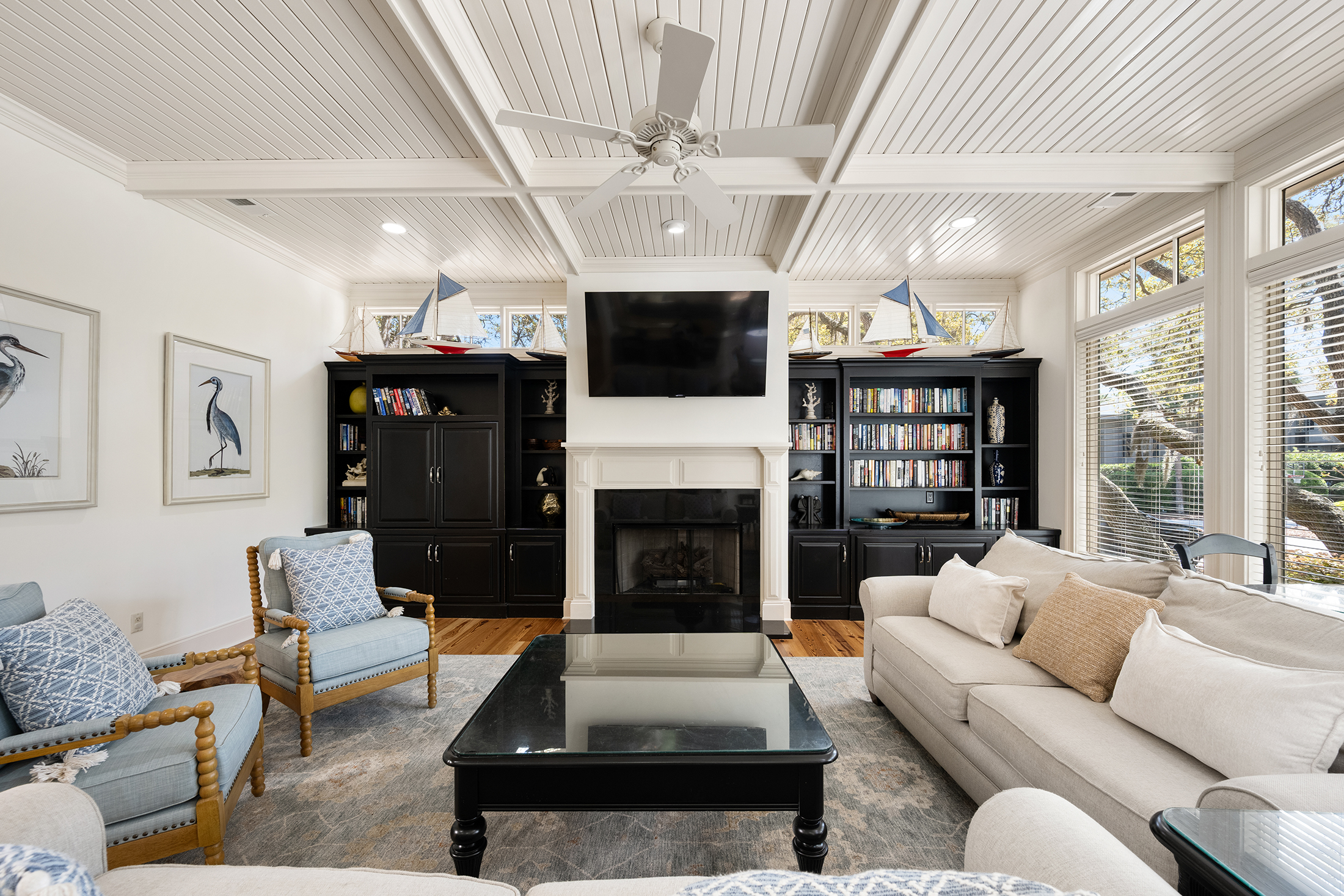 30 Ruddy Turnstone | Living room w/ ample seating