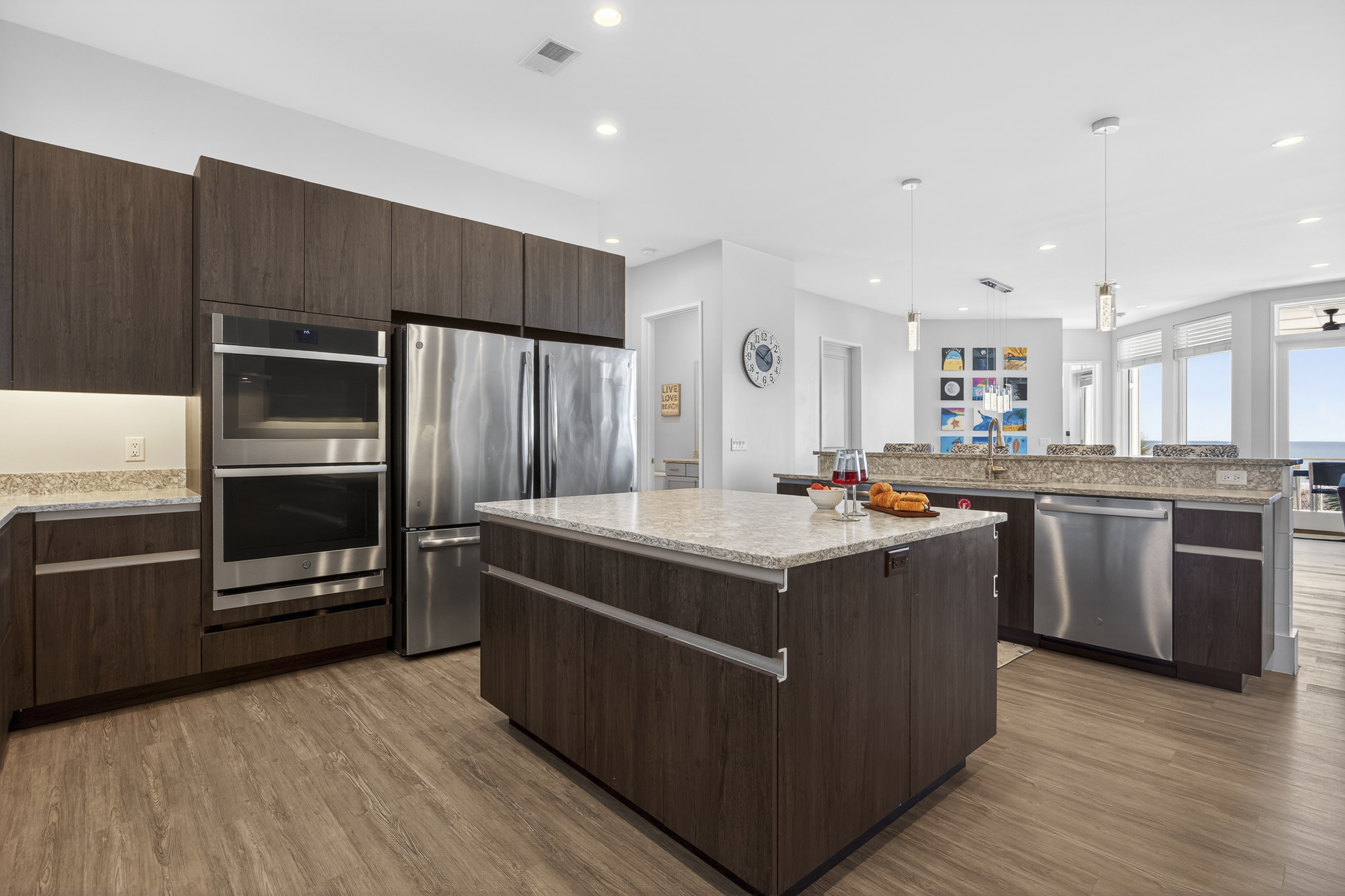 103 Dune Lane | Huge kitchen w/ island & bar seating