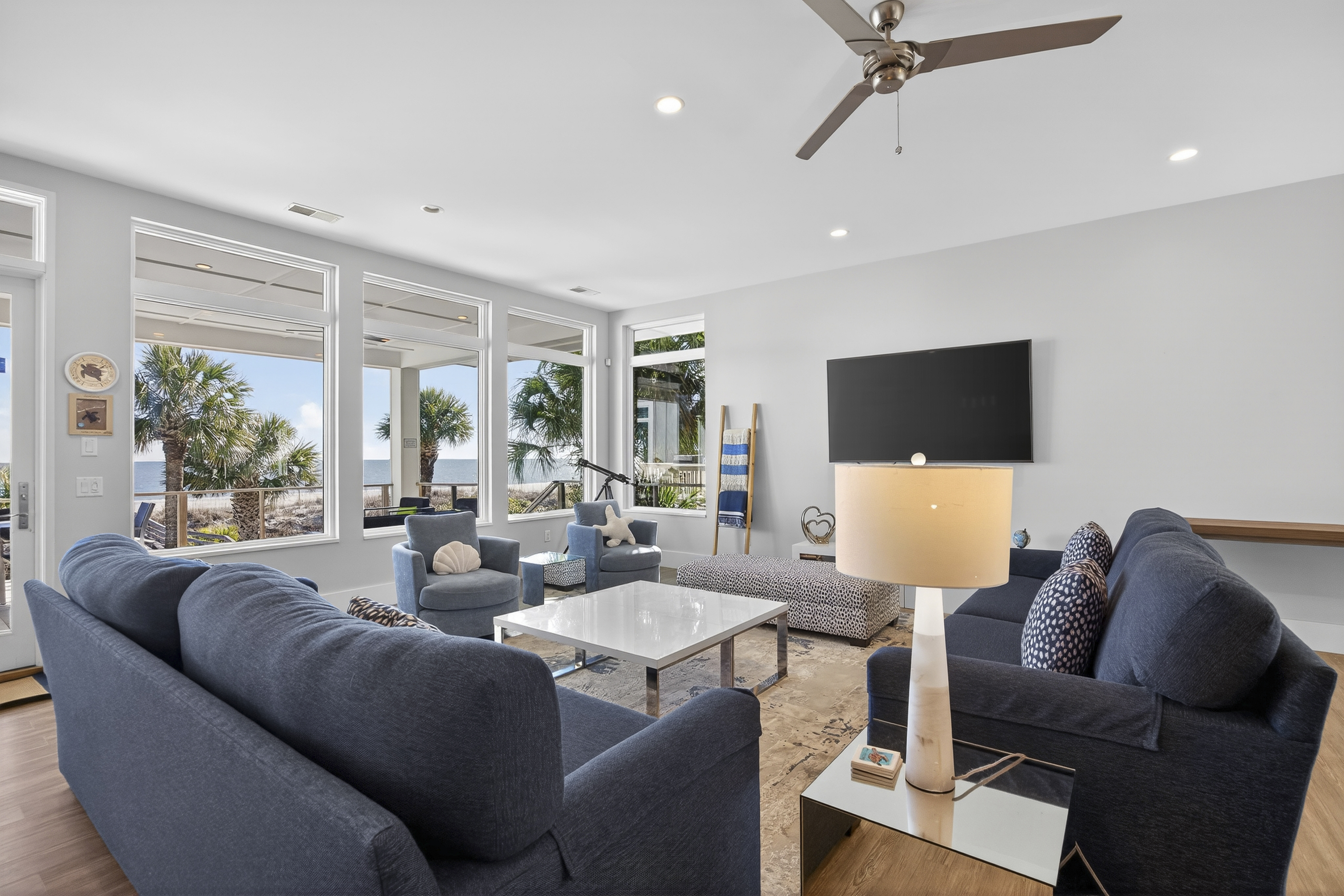 103 Dune Lane | Living room w/ ample seating & ocean views
