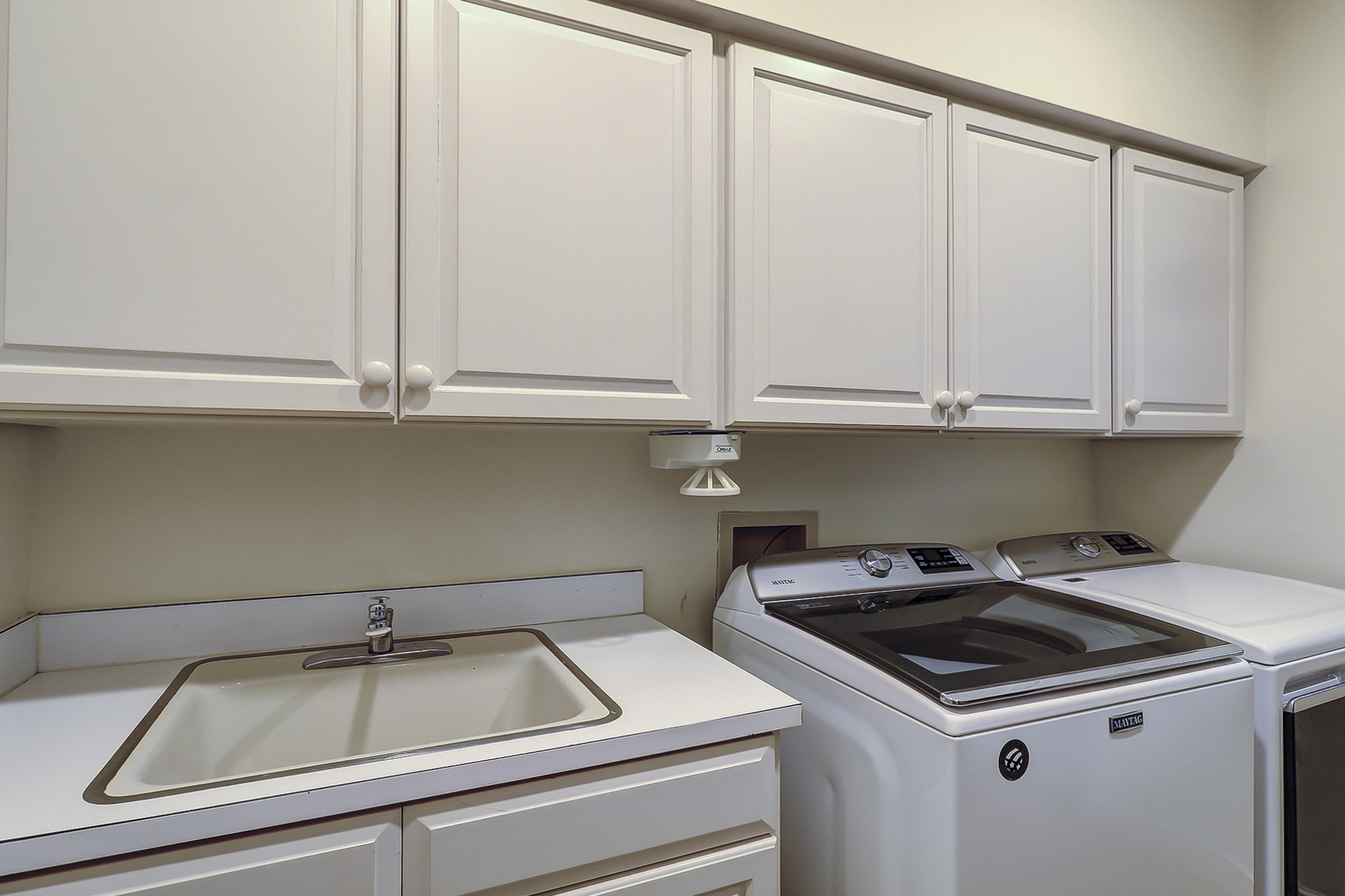 162 Mooring Buoy | In house laundry